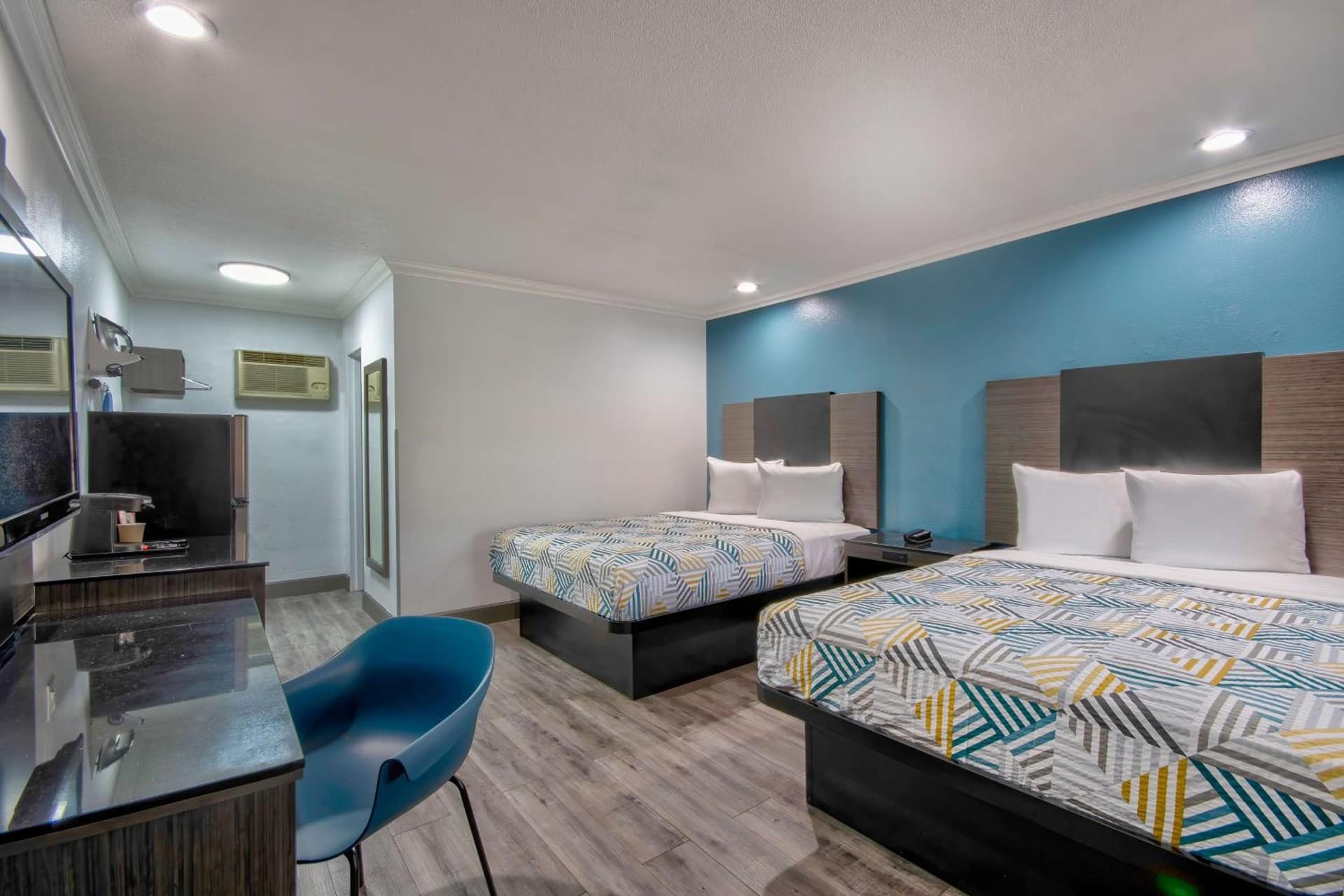 Studio 6 Suites San Bernardino, CA gallery photo in San Bernardino, CA — image 4