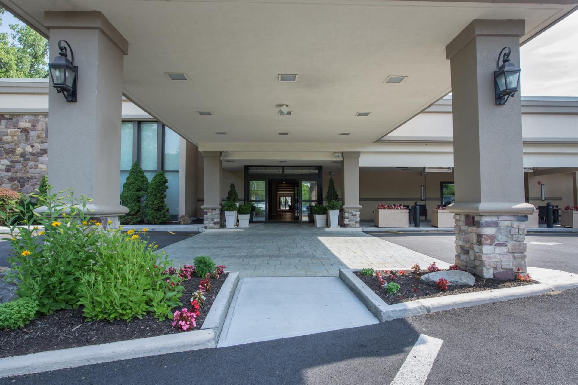 Hotel MTK Mount Kisco gallery photo in Mount Kisco, NY — image 13