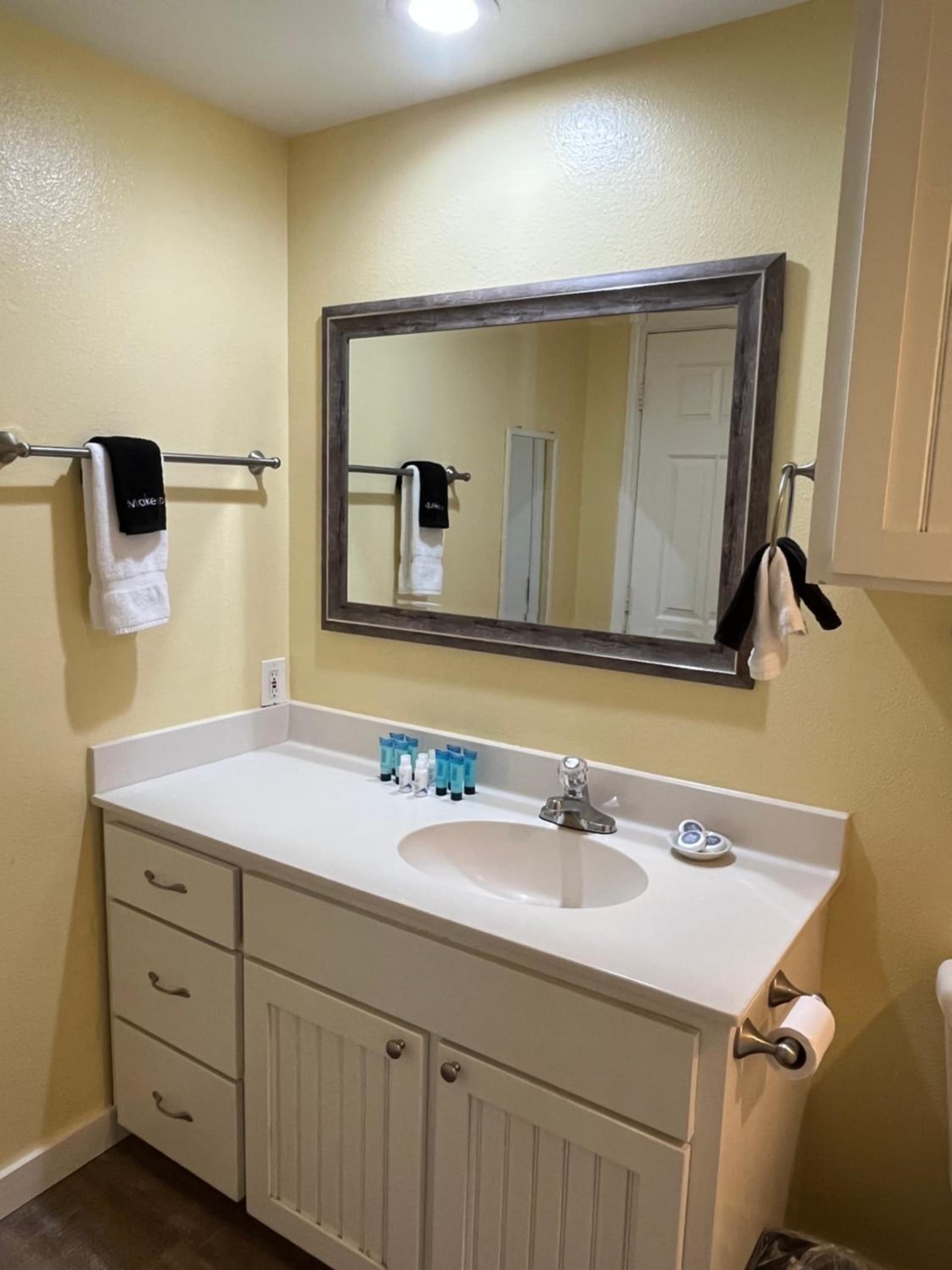 Seashell Village Resort near the beach gallery photo in Port Aransas, TX — image 11