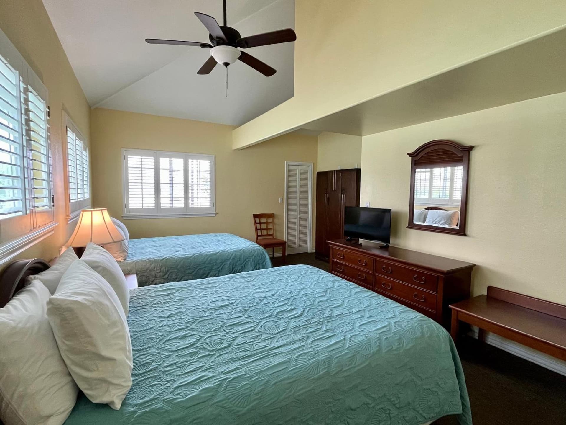 Seashell Village Resort near the beach gallery photo in Port Aransas, TX — image 66