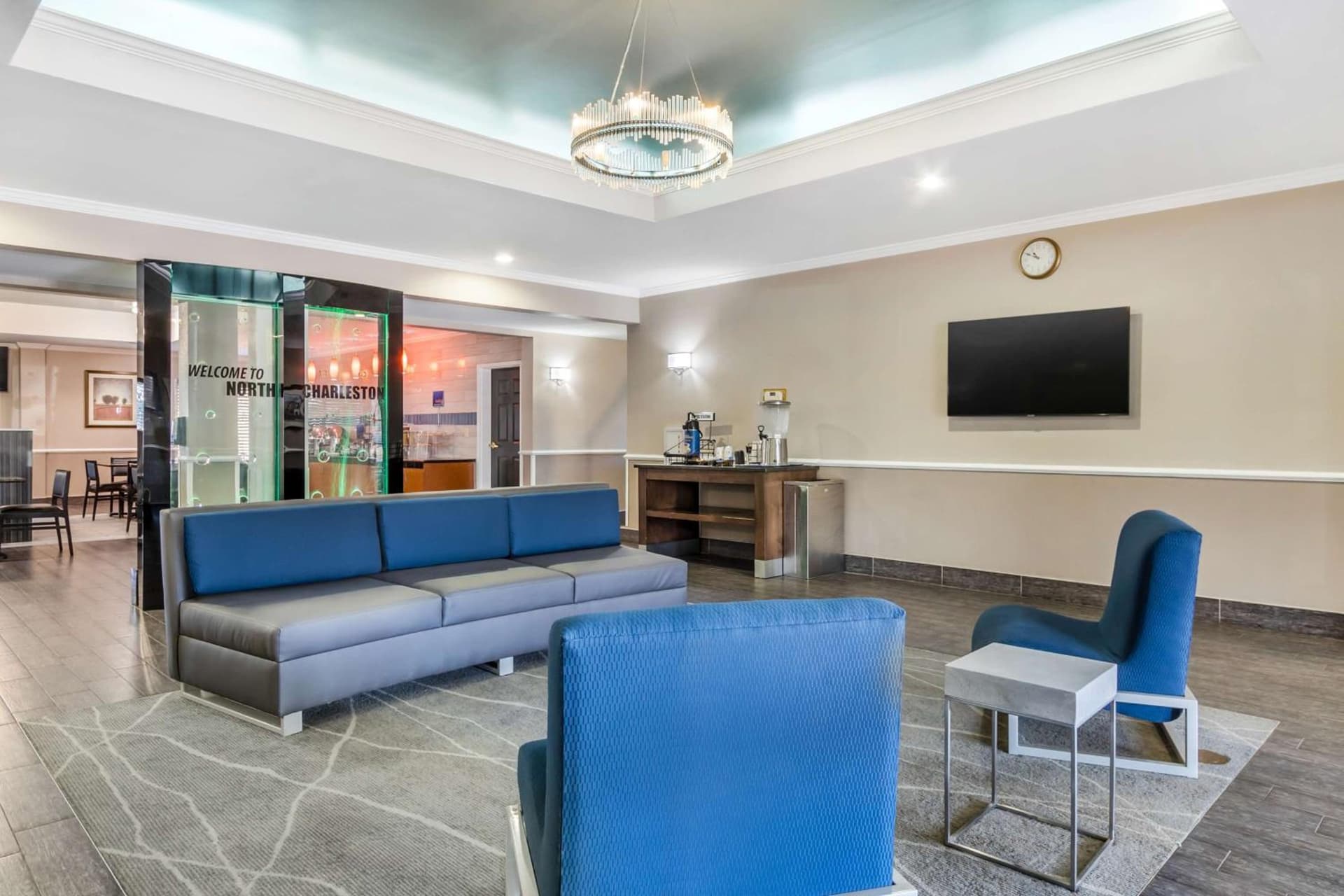 Comfort Inn & Suites North Charleston - Northwoods gallery photo in Charleston, SC — image 36