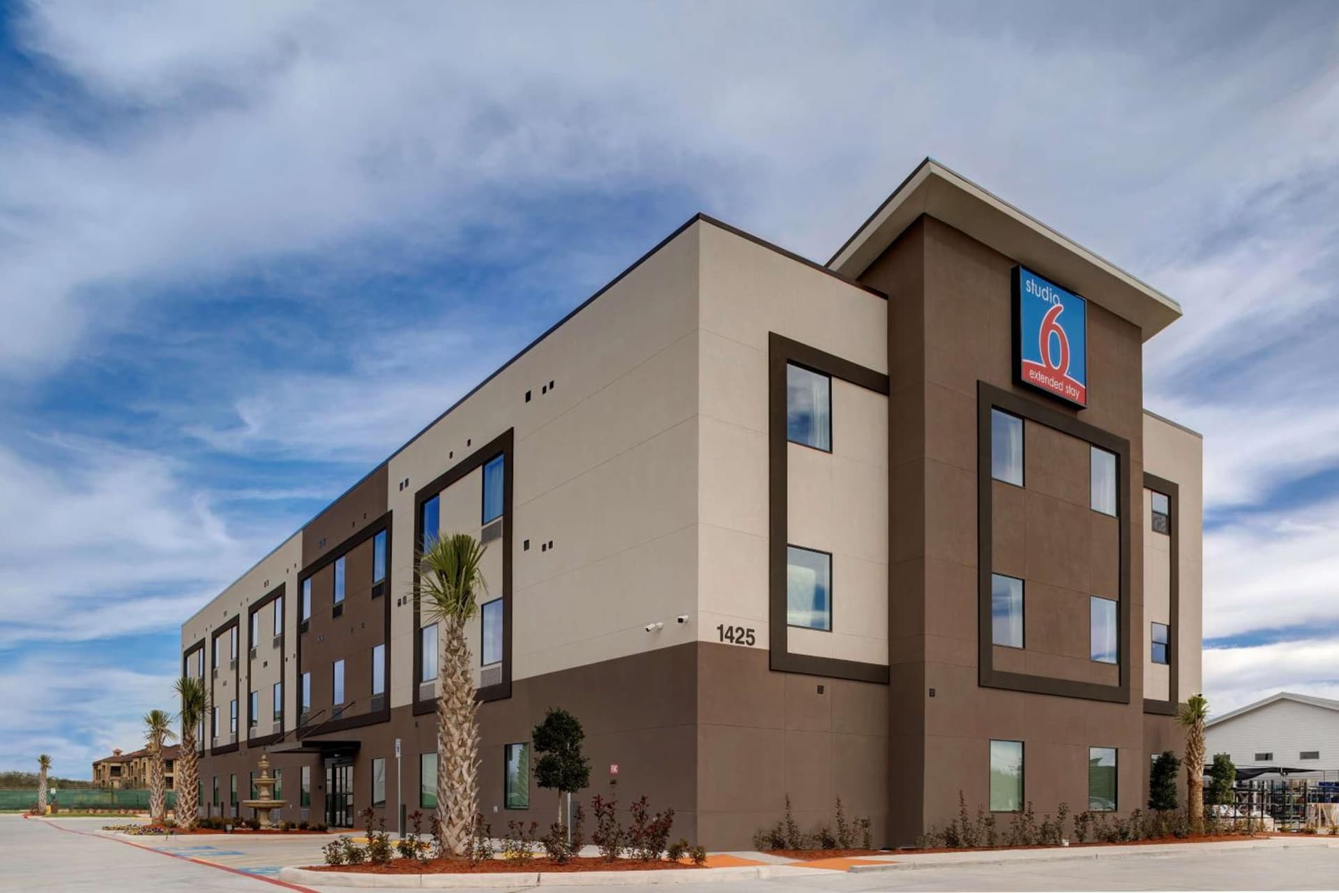 Studio 6 Katy, TX Energy Corridor featured exterior or lobby in Katy, TX — similar hotel