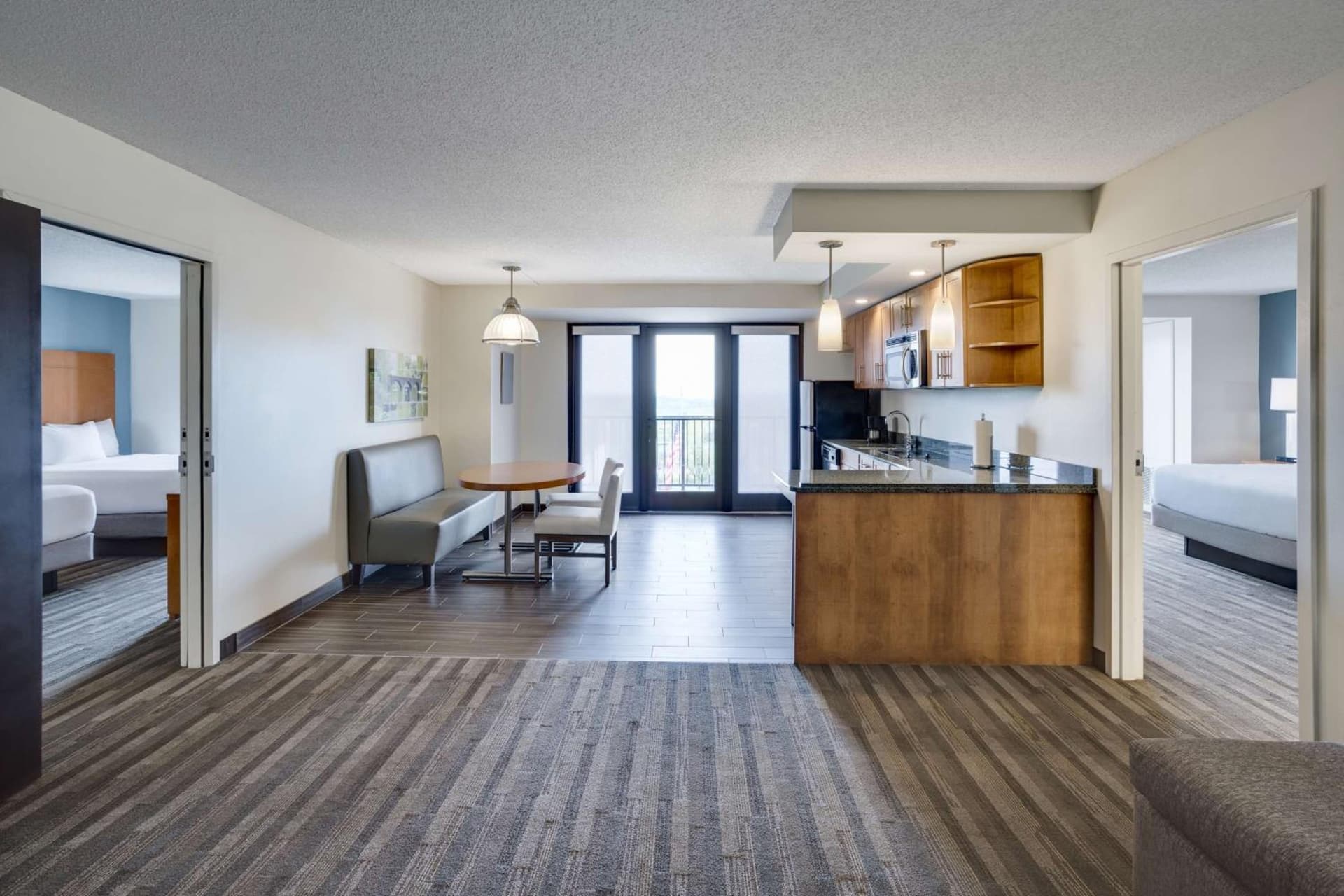 Hyatt House Hartford North/Windsor gallery photo in Windsor — image 17
