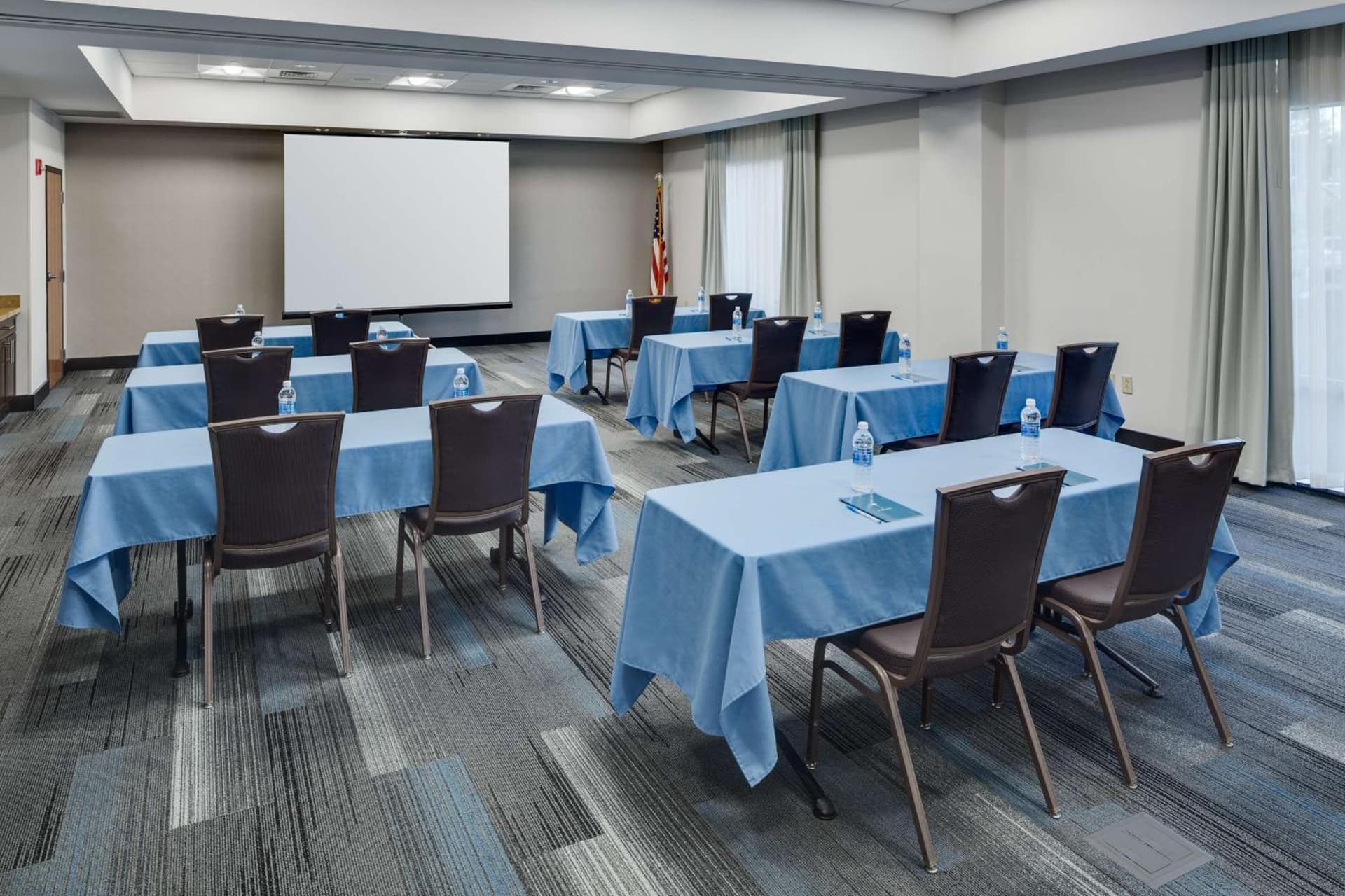 Hyatt House Hartford North/Windsor gallery photo in Windsor — image 45