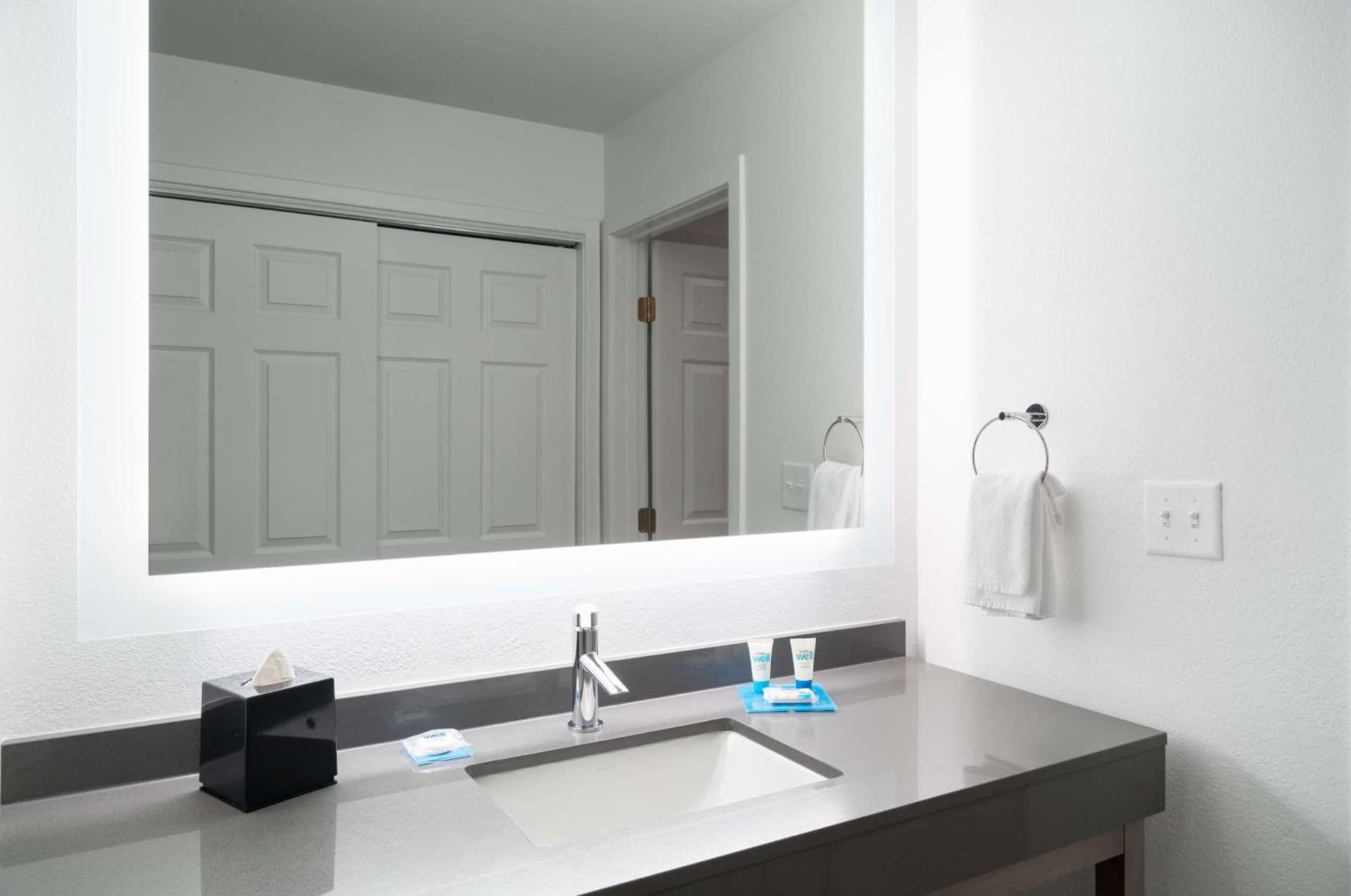 Hyatt House White Plains gallery photo in White Plains, NY — image 71