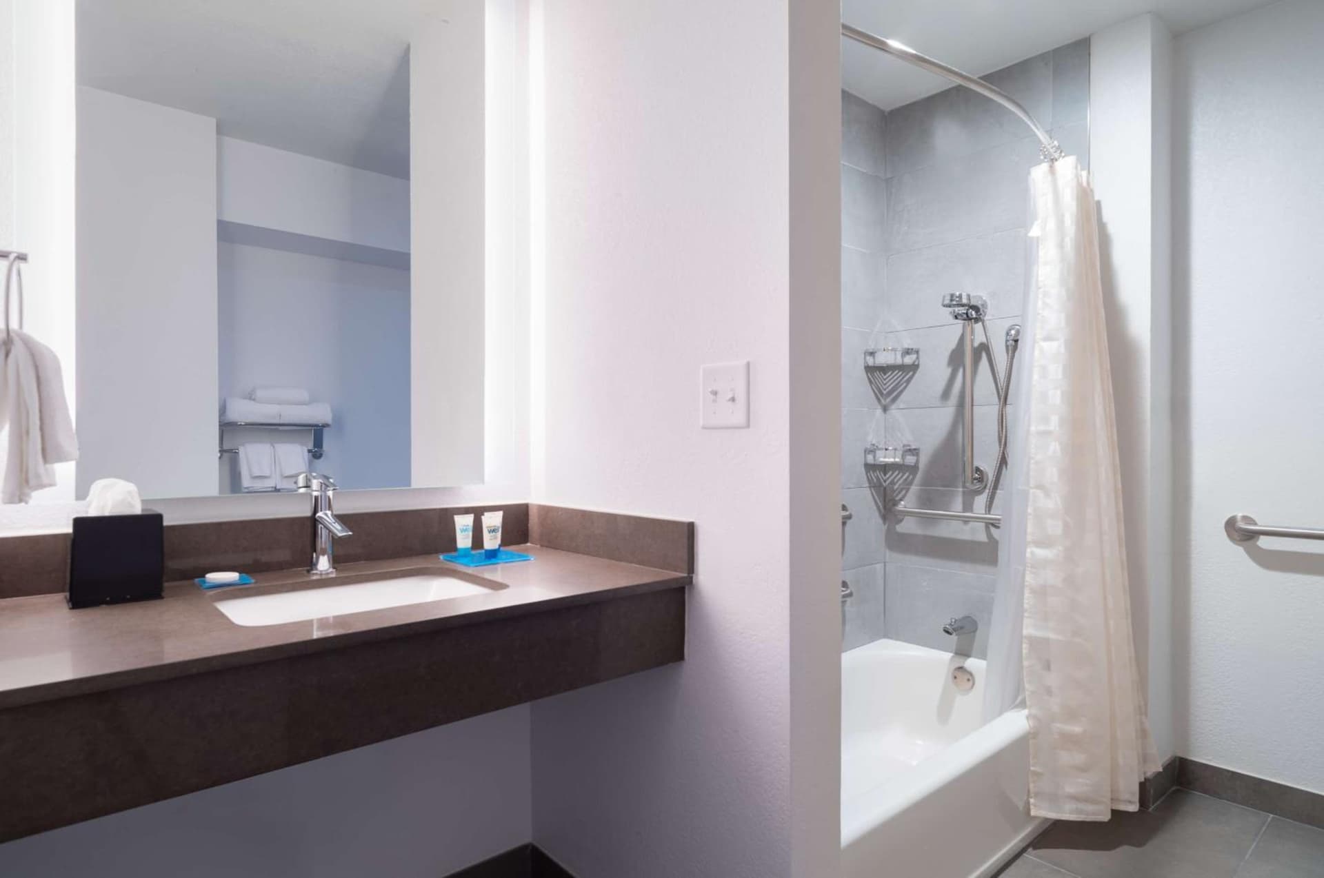 Hyatt House White Plains gallery photo in White Plains, NY — image 78