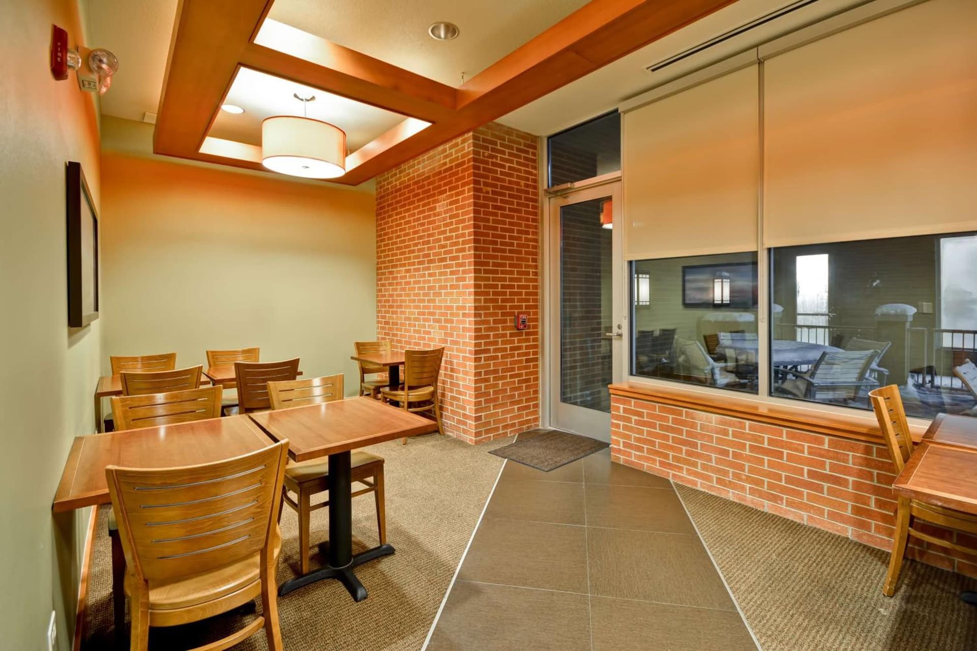 Hyatt Place Chicago/Naperville/Warrenville gallery photo in Warrenville, IL — image 18