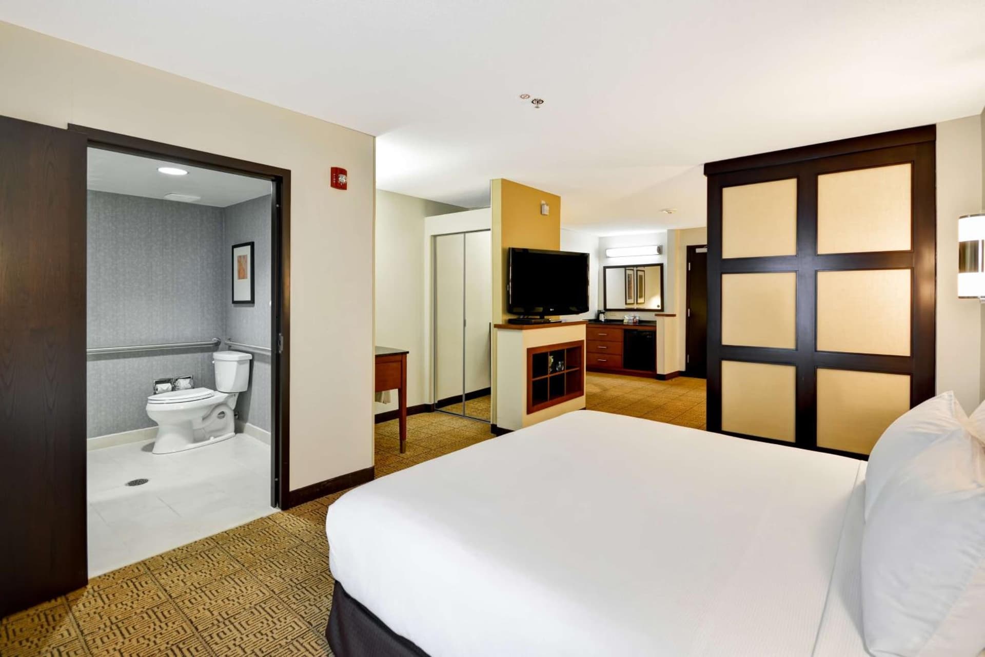 Hyatt Place Chicago/Naperville/Warrenville gallery photo in Warrenville, IL — image 70
