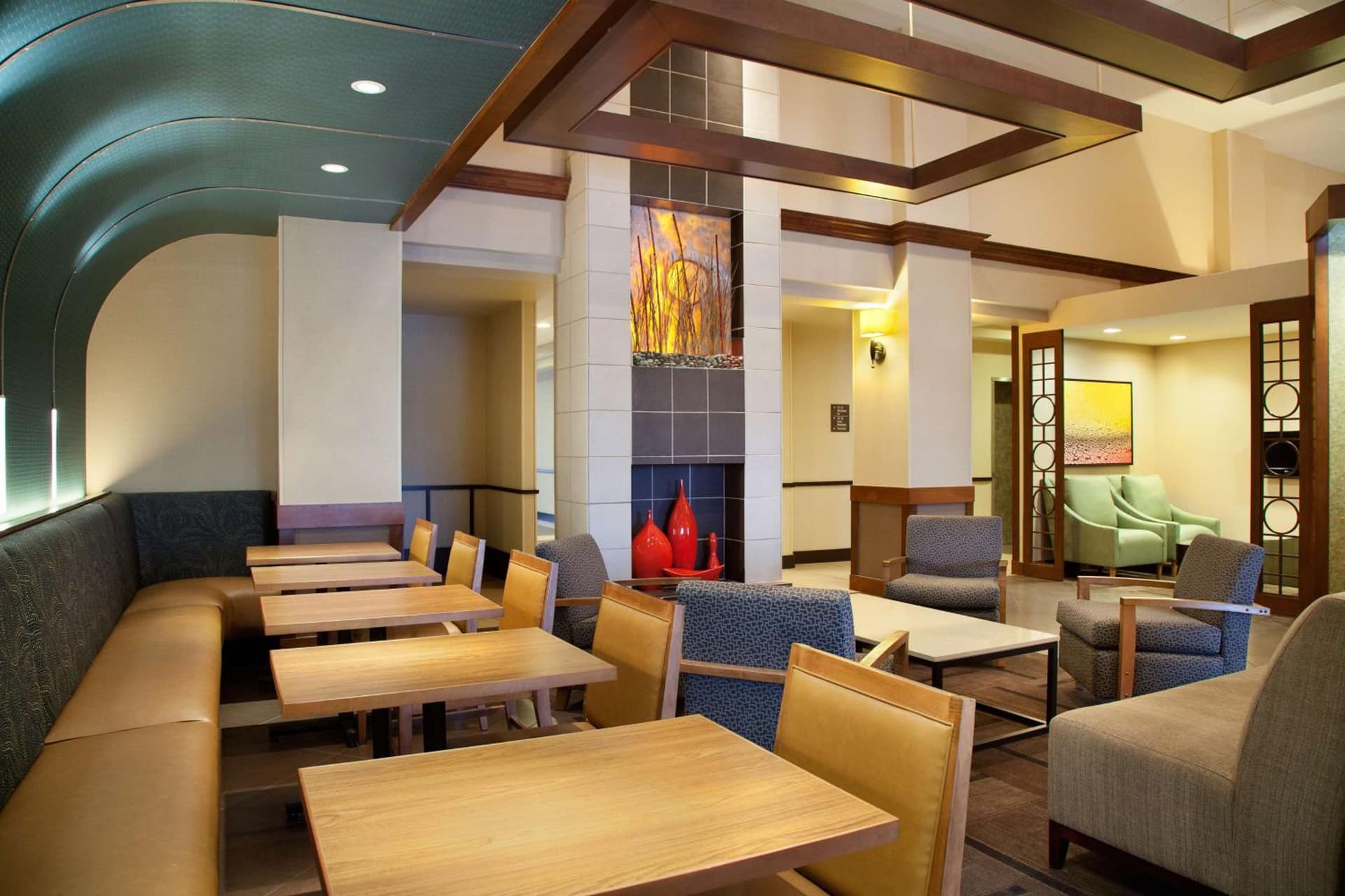 Hyatt Place Denver-South/Park Meadows property views in Lone Tree, CO — gallery photo 3