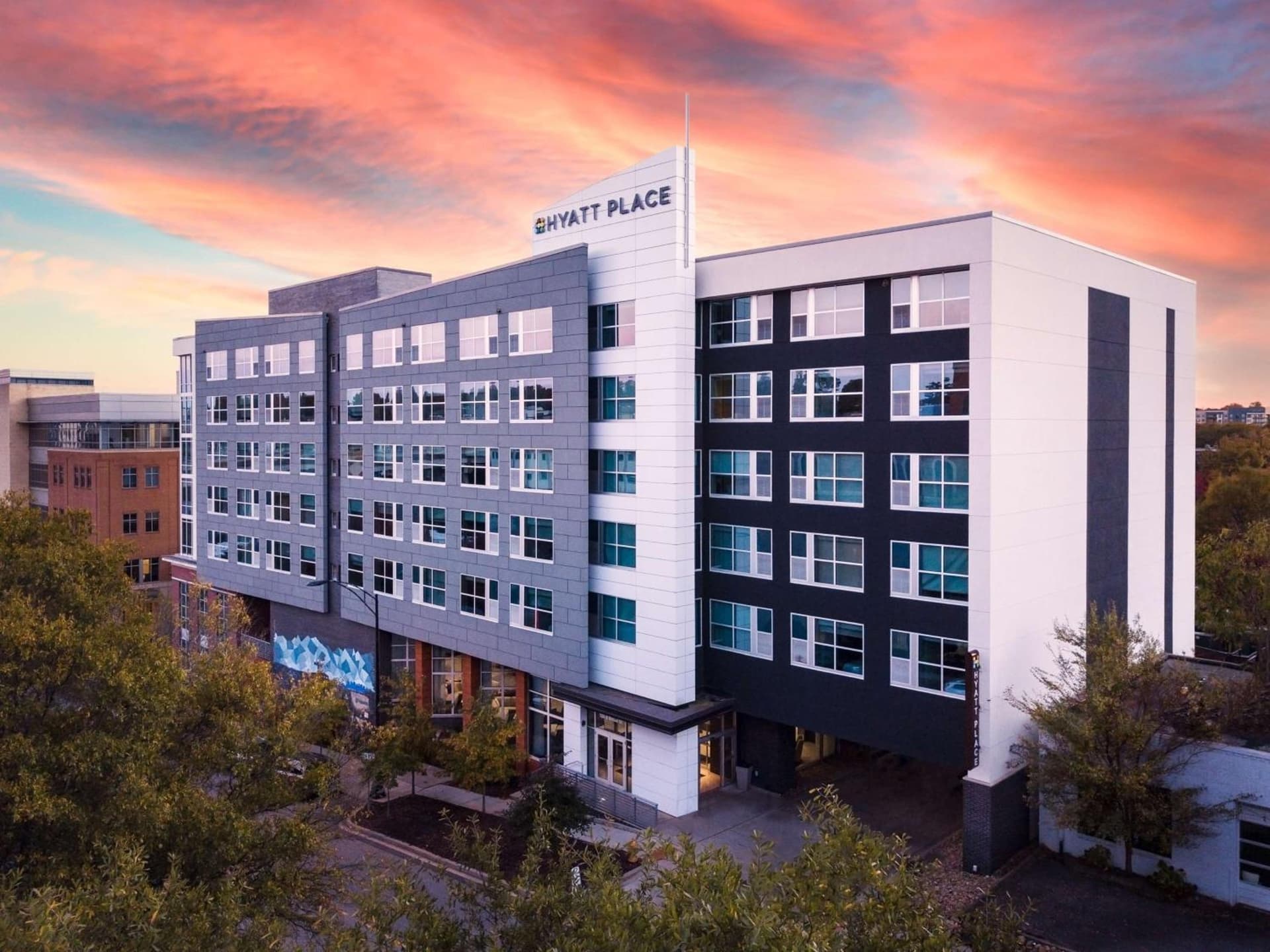 Hyatt Place Greenville Downtown gallery photo in Greenville, SC — image 68