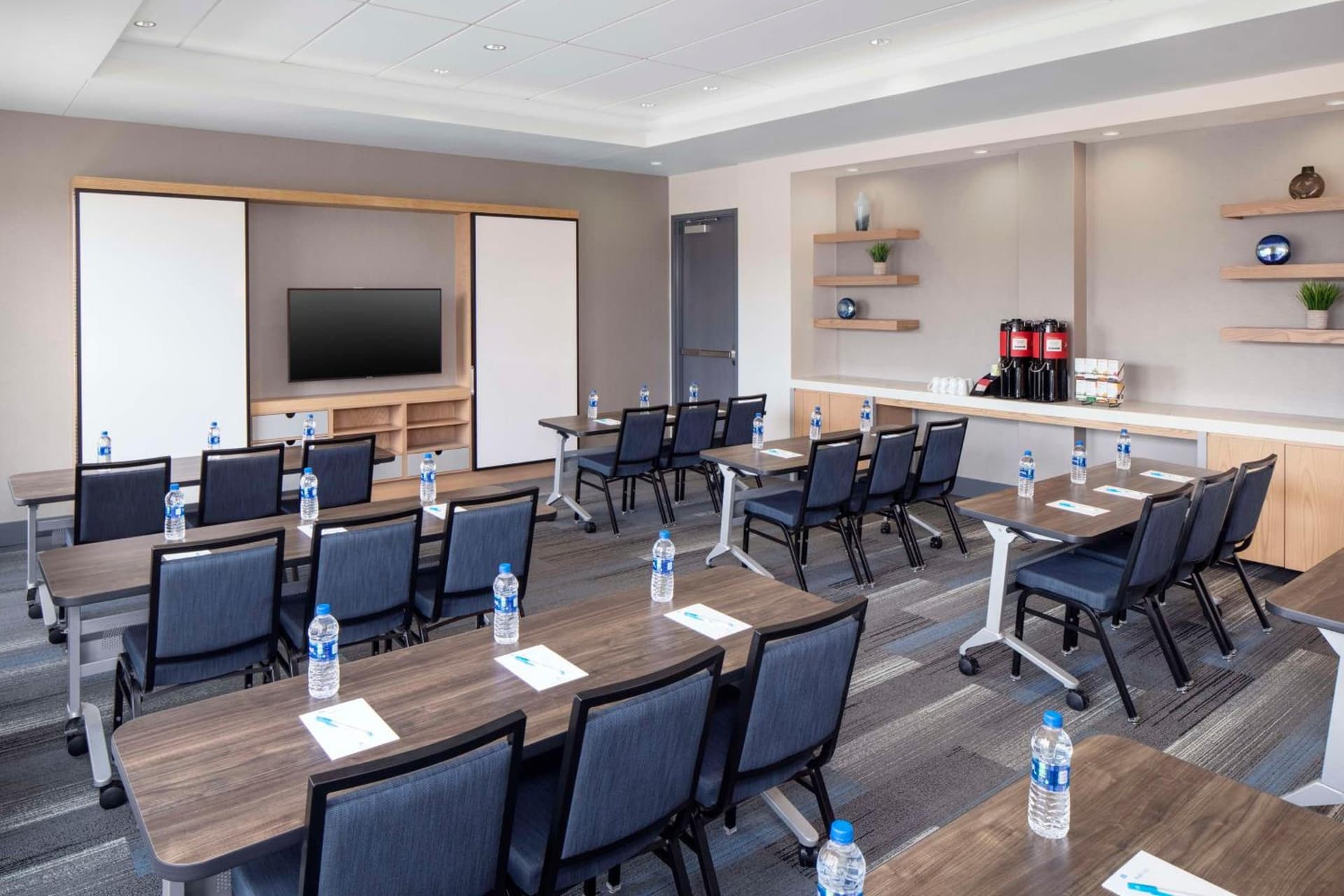 Hyatt House Charleston/Mount Pleasant gallery photo in Charleston, SC — image 18