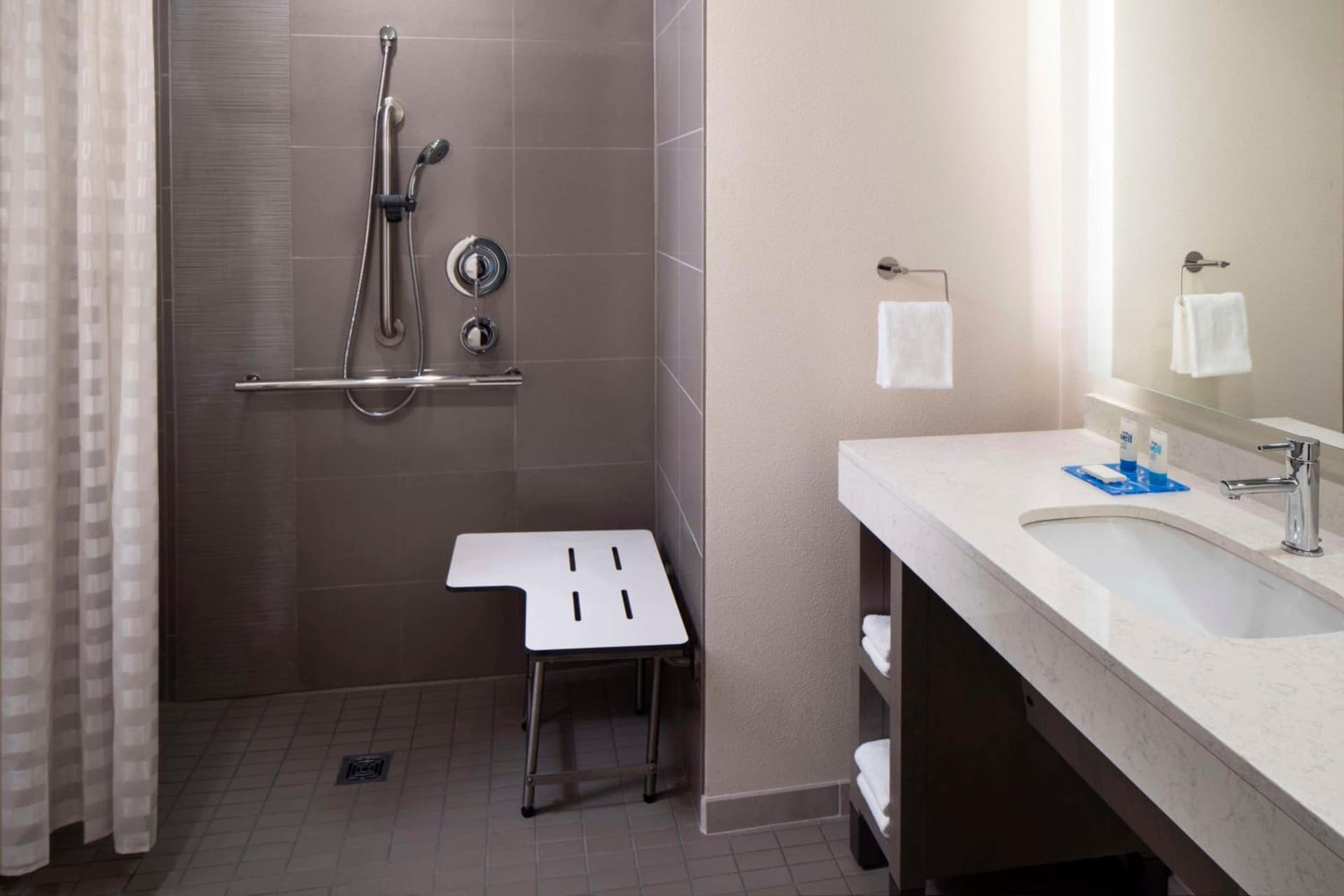 Hyatt House Charleston/Mount Pleasant gallery photo in Charleston, SC — image 42