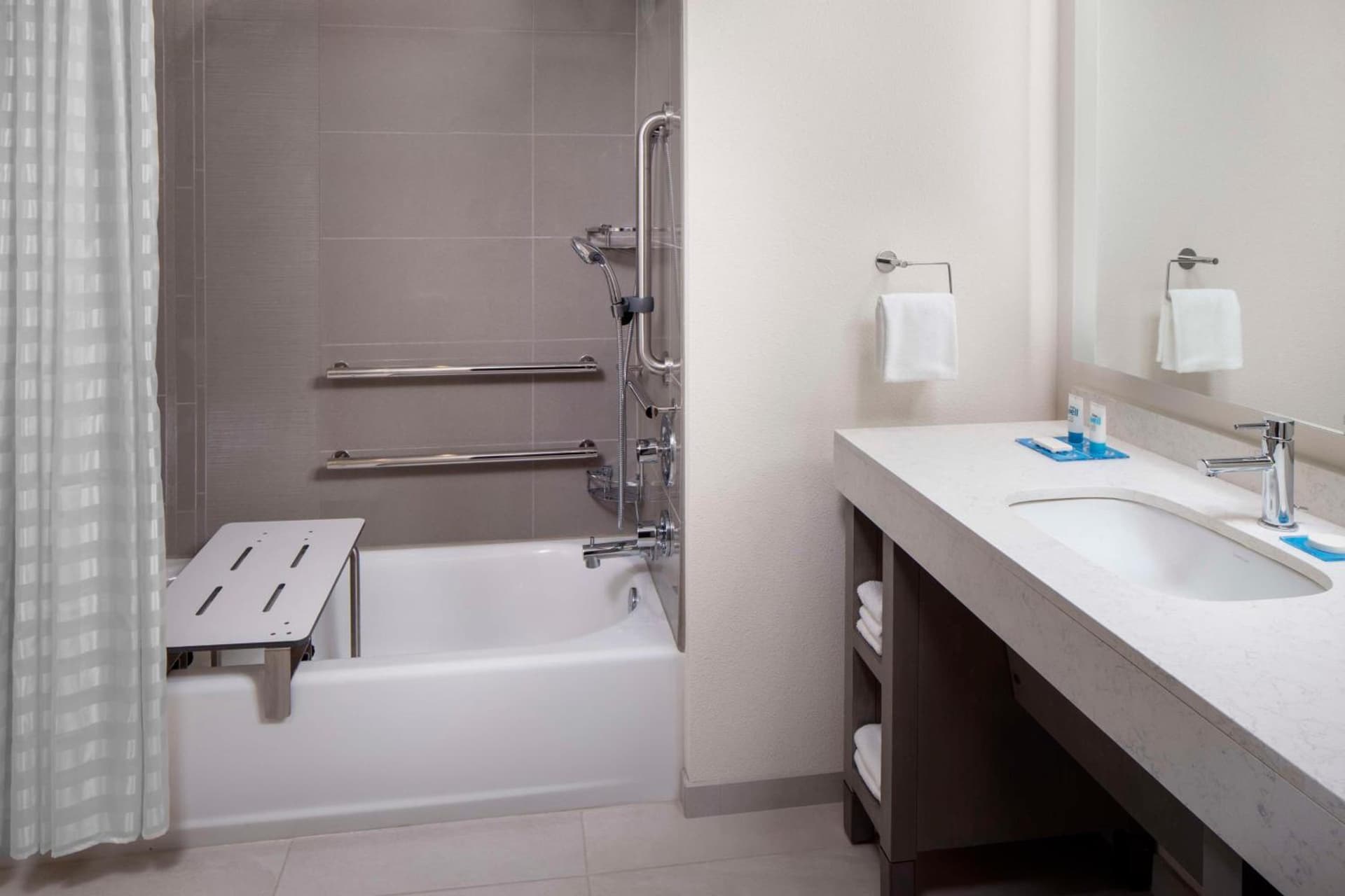 Hyatt House Charleston/Mount Pleasant property views in Charleston, SC — gallery photo 3