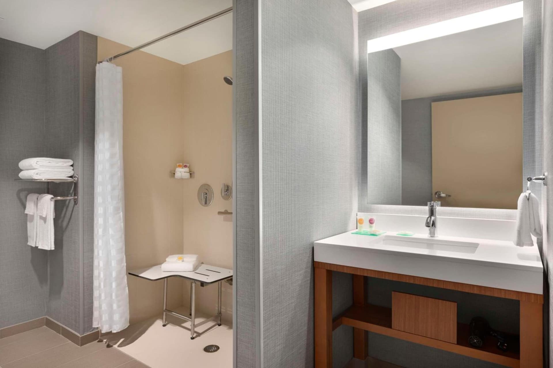 Hyatt Place Virginia Beach Town Center gallery photo in Virginia Beach, VA — image 27