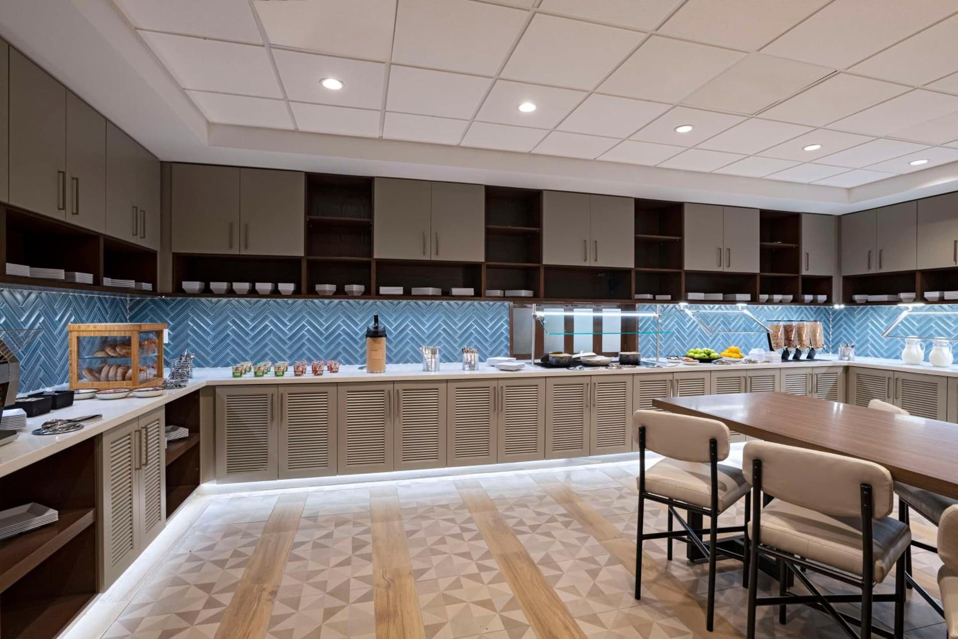 Hyatt Place Austin Lake Travis/Four Points gallery photo in Austin, TX — image 49