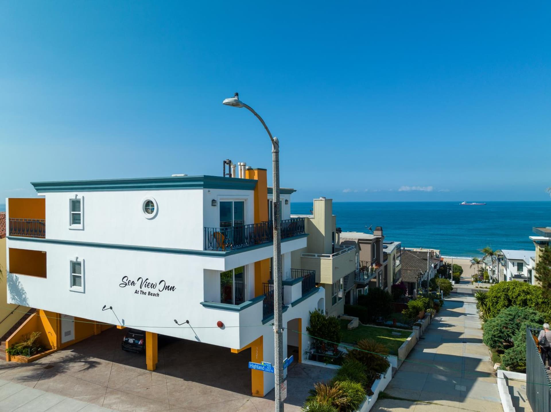 The Sea View Inn At The Beach featured exterior or lobby in Manhattan Beach, CA — similar hotel