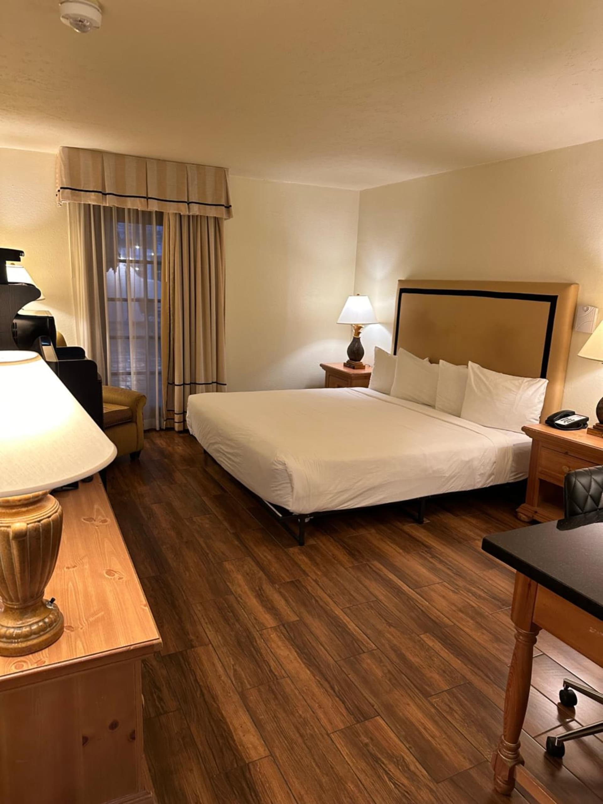 Ramada by Wyndham Las Cruces Hotel & Conference Center interior in Las Cruces, NM — gallery photo 2