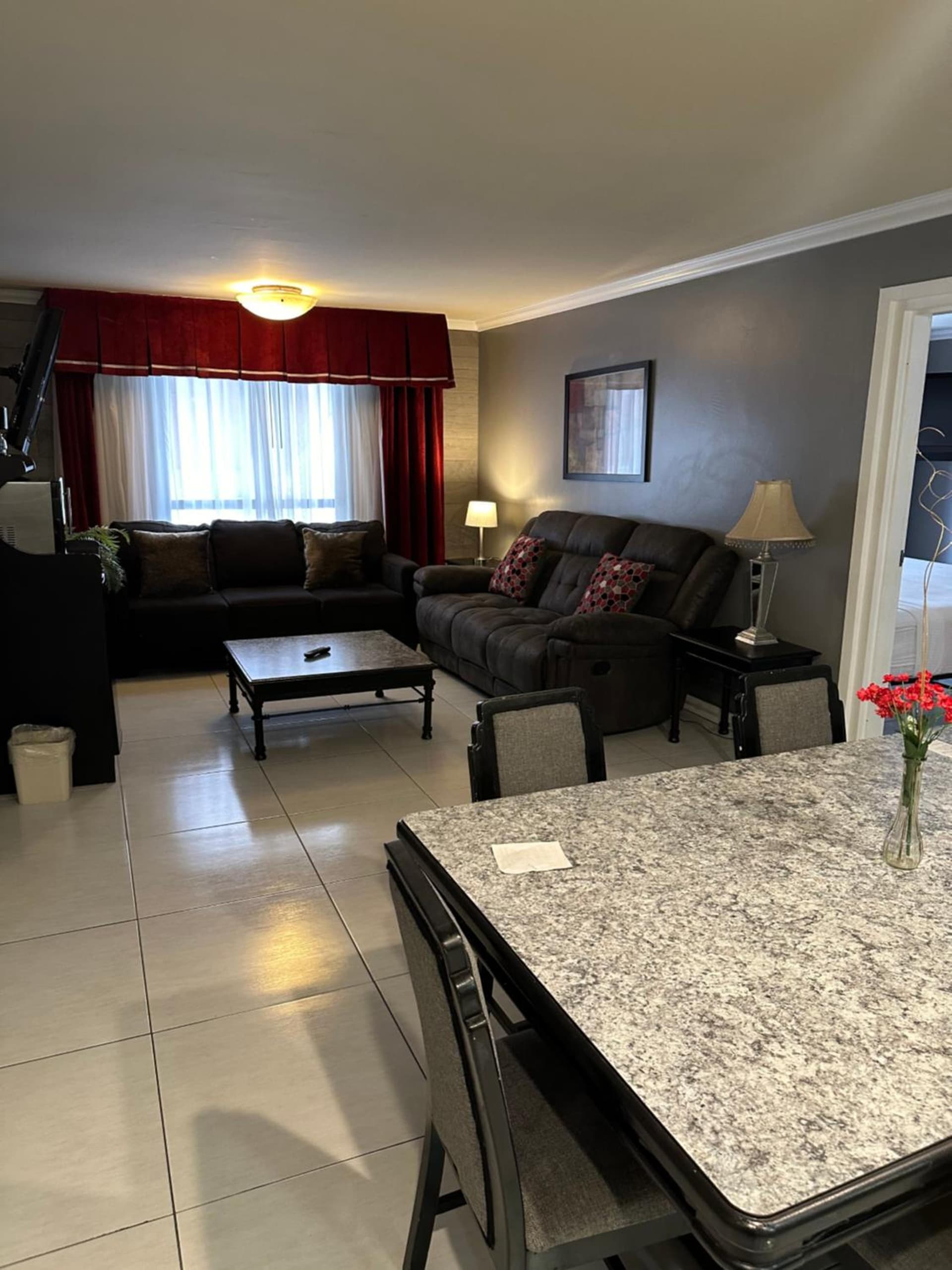 Ramada by Wyndham Las Cruces Hotel & Conference Center gallery photo in Las Cruces, NM — image 25