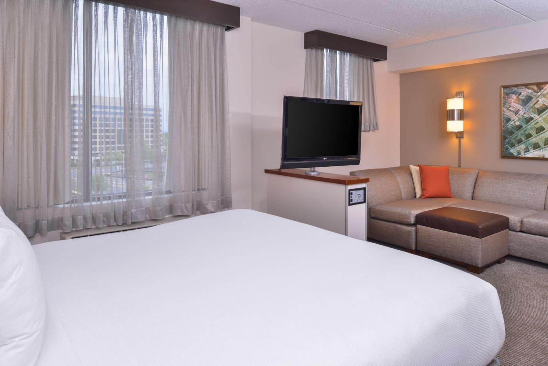 Hyatt Place Herndon Dulles Airport - East gallery photo in Herndon, VA — image 28