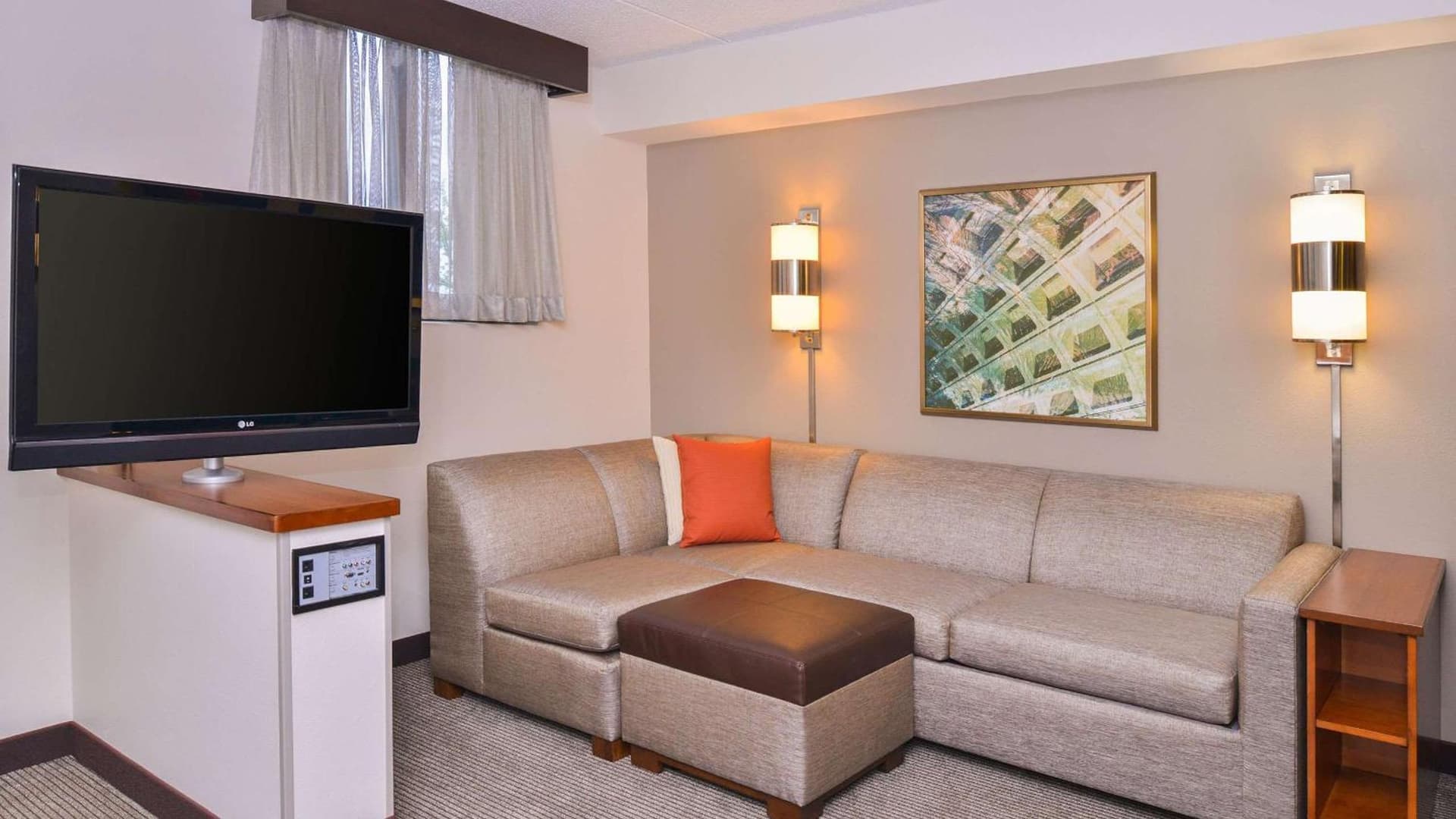 Hyatt Place Herndon Dulles Airport - East gallery photo in Herndon, VA — image 36