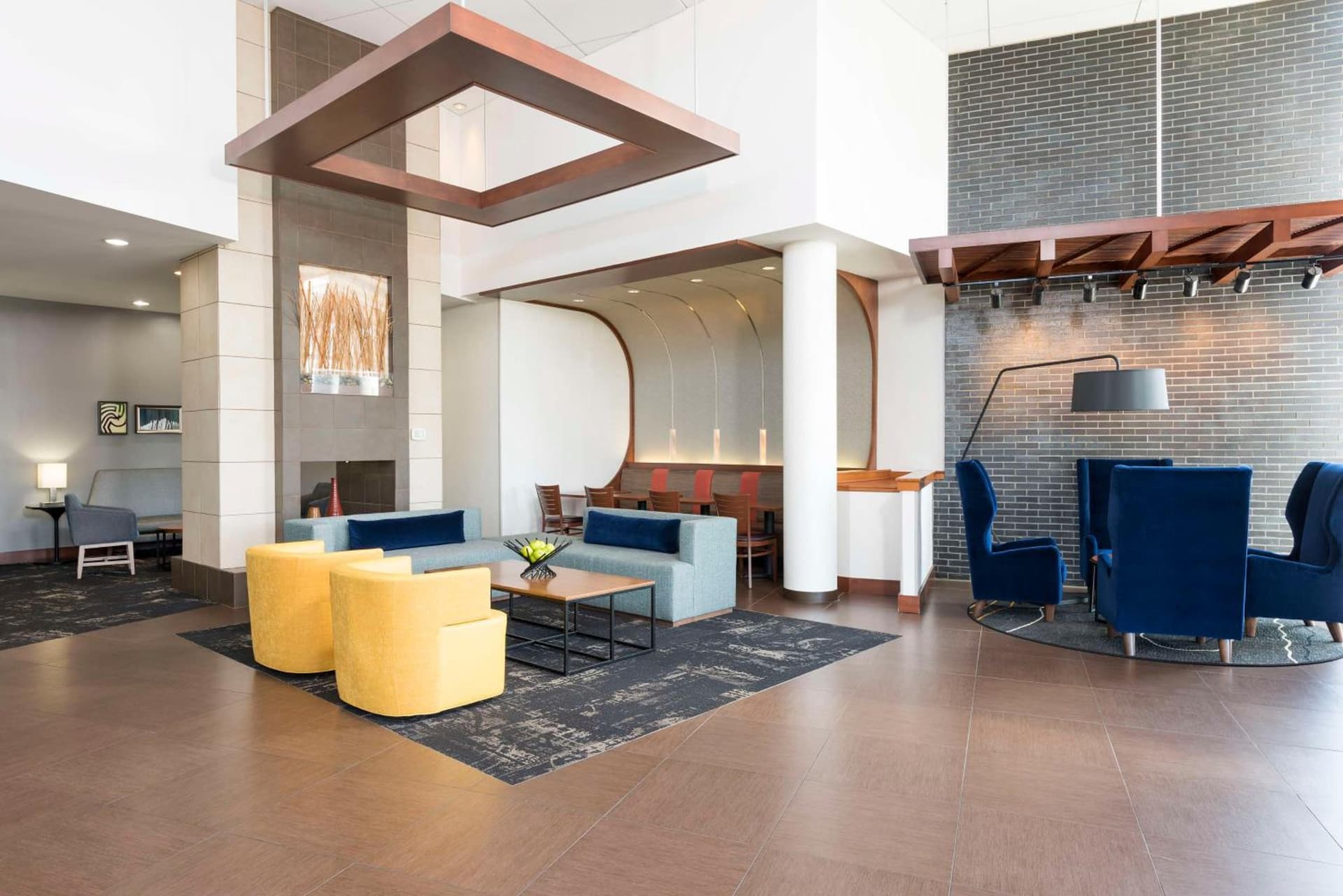 Hyatt Place Lexington interior in Lexington, KY — gallery photo 2