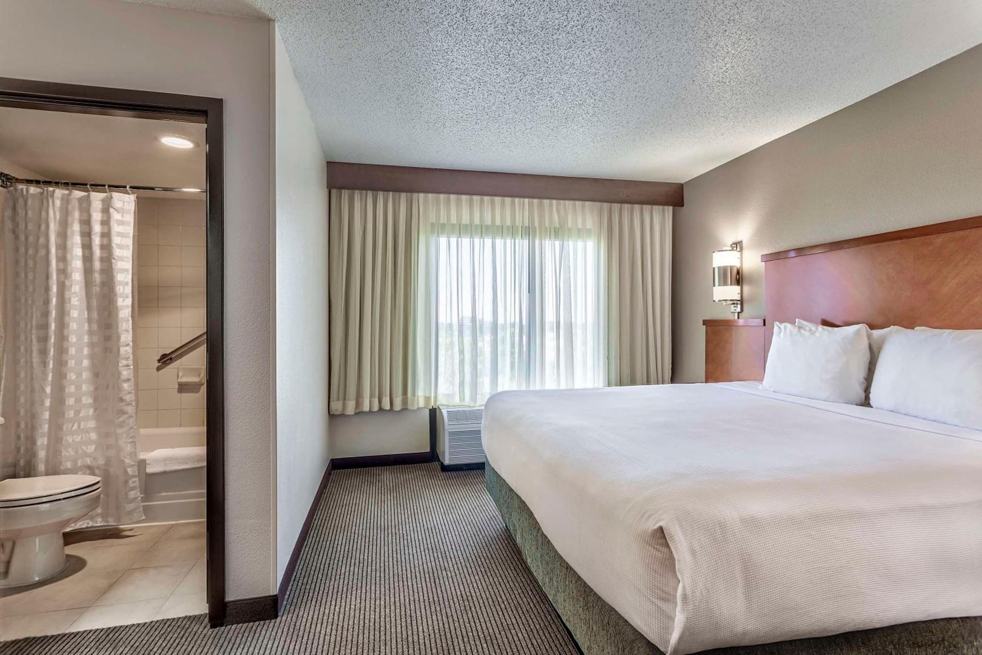 Hyatt Place Kansas City/Overland Park/Convention Center gallery photo in Overland Park, KS — image 97