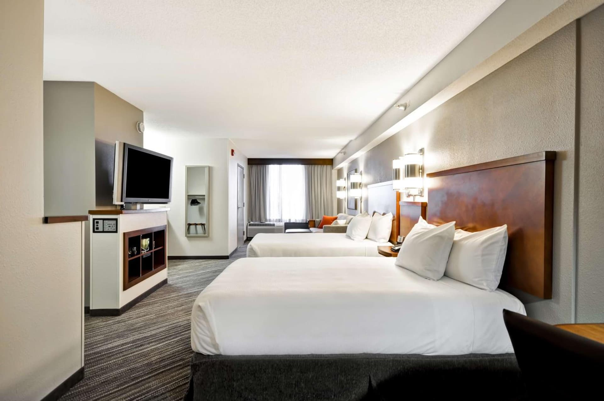 Hyatt Place Minneapolis Eden Prairie interior in Eden Prairie, MN — gallery photo 2