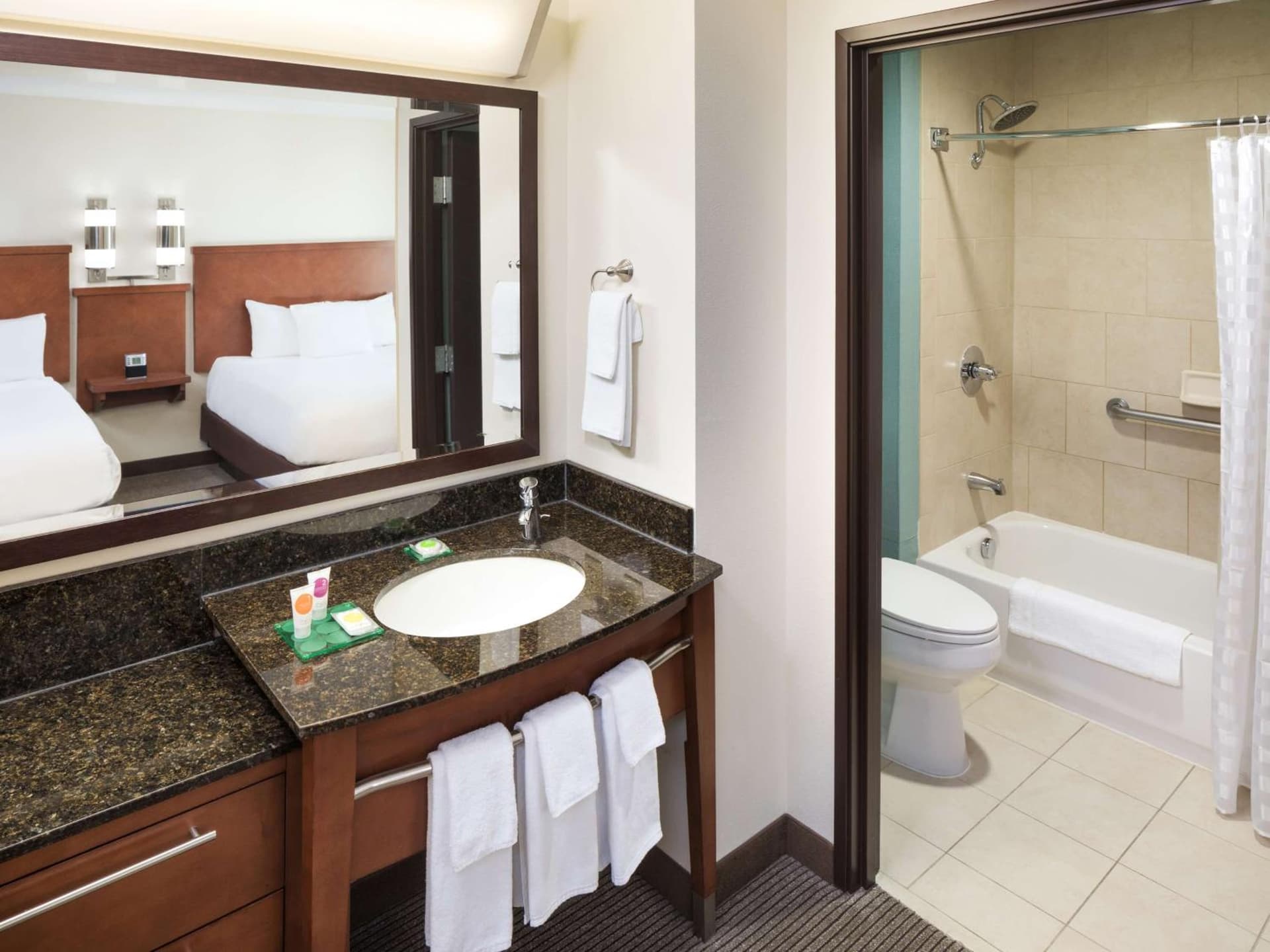 Hyatt Place South Bend/Mishawaka gallery photo in South Bend, IN — image 11