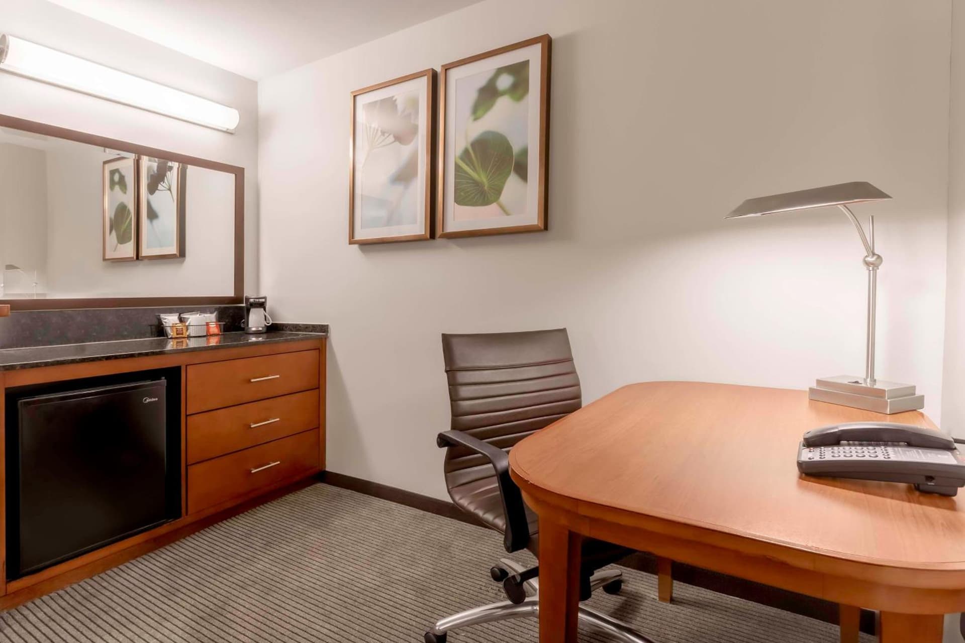 Hyatt Place Salt Lake City Airport interior in Salt Lake City, UT — gallery photo 2