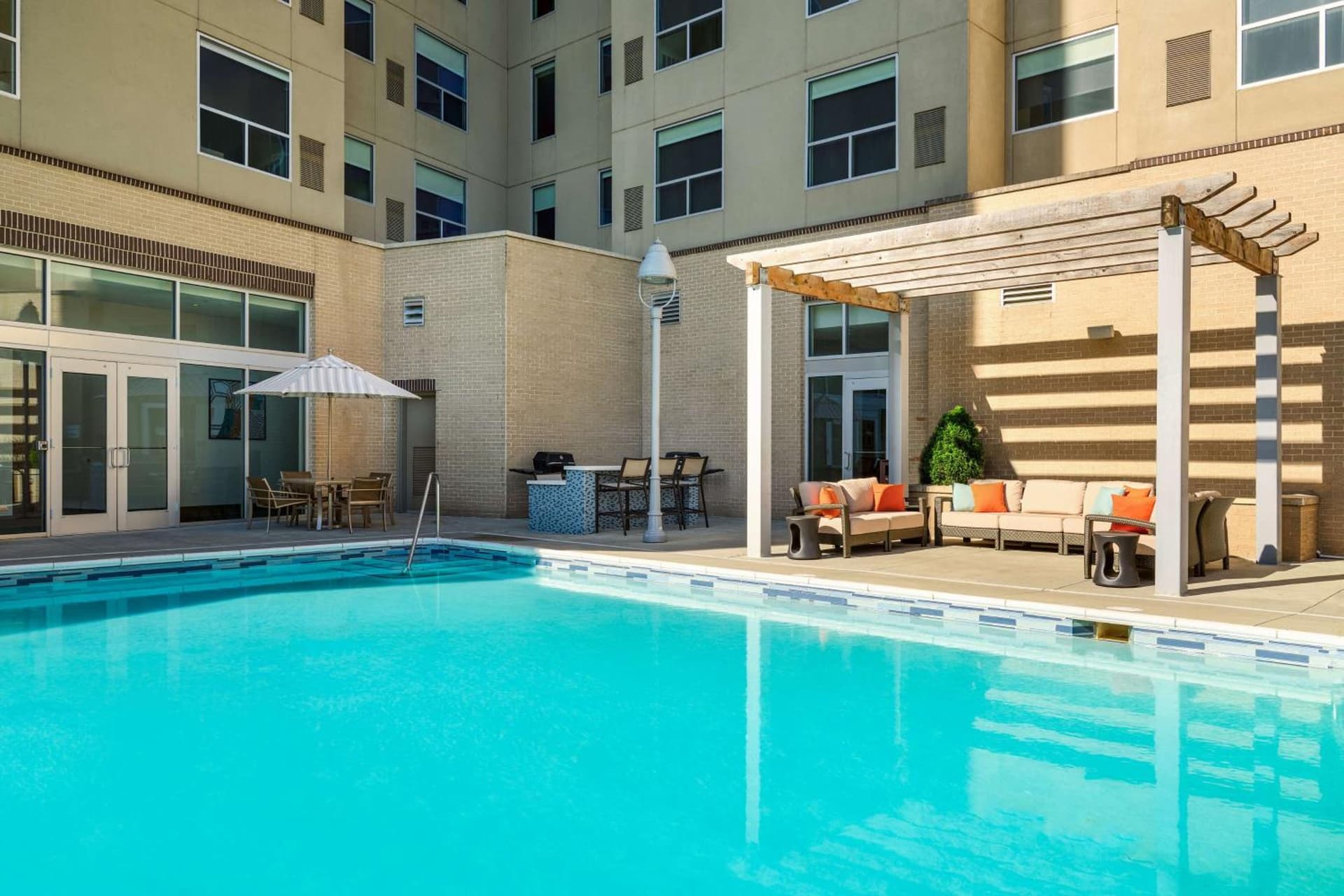 Hyatt House Atlanta Downtown interior in Atlanta, GA — gallery photo 2