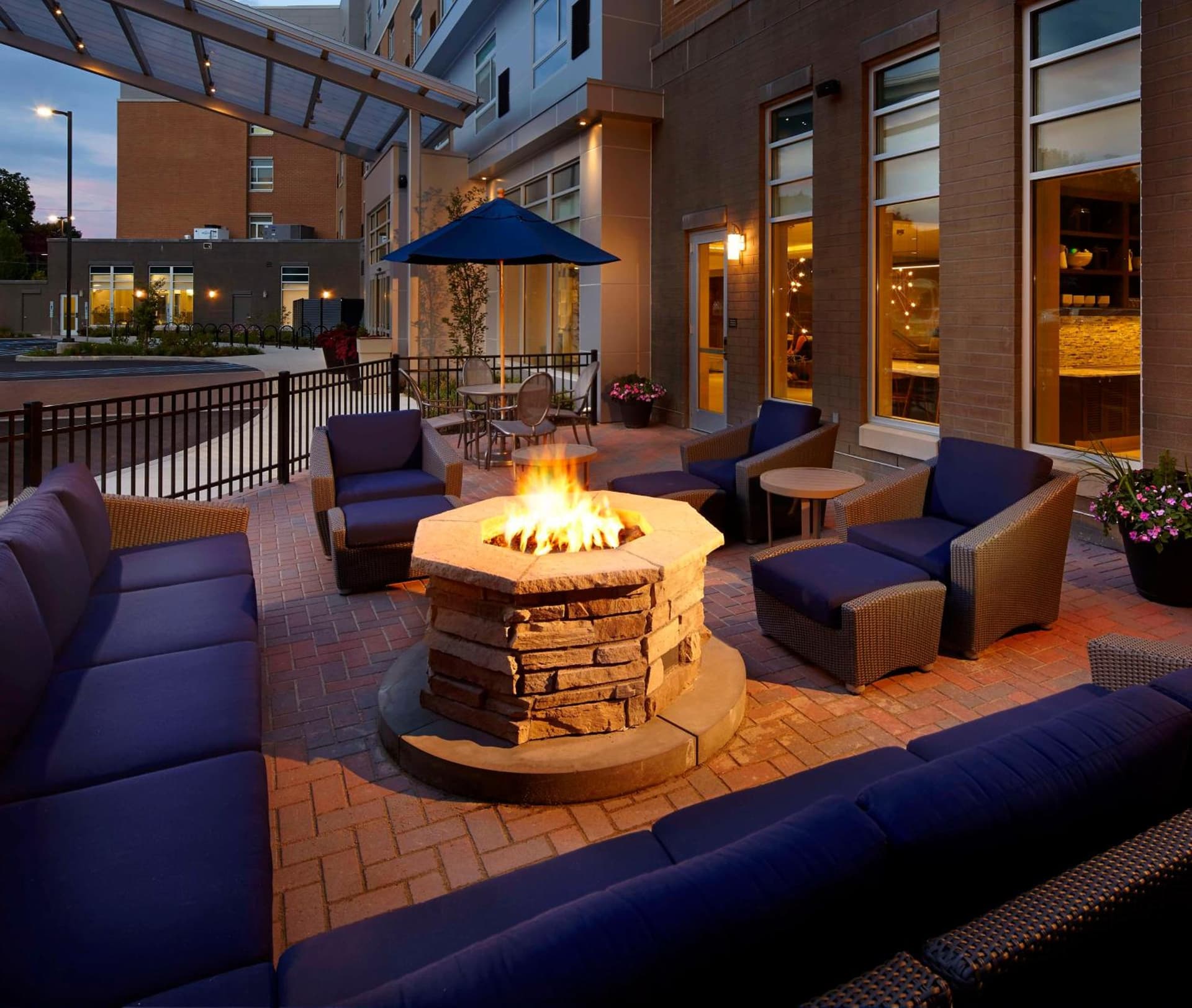 Hyatt House Pittsburgh Bloomfield Shadyside interior in Pittsburgh, PA — gallery photo 2