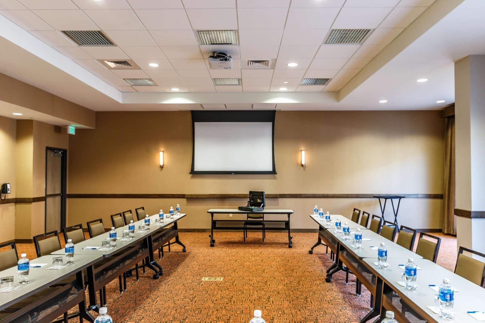 Hyatt House Denver Lakewood Belmar gallery photo in Lakewood, CO — image 95