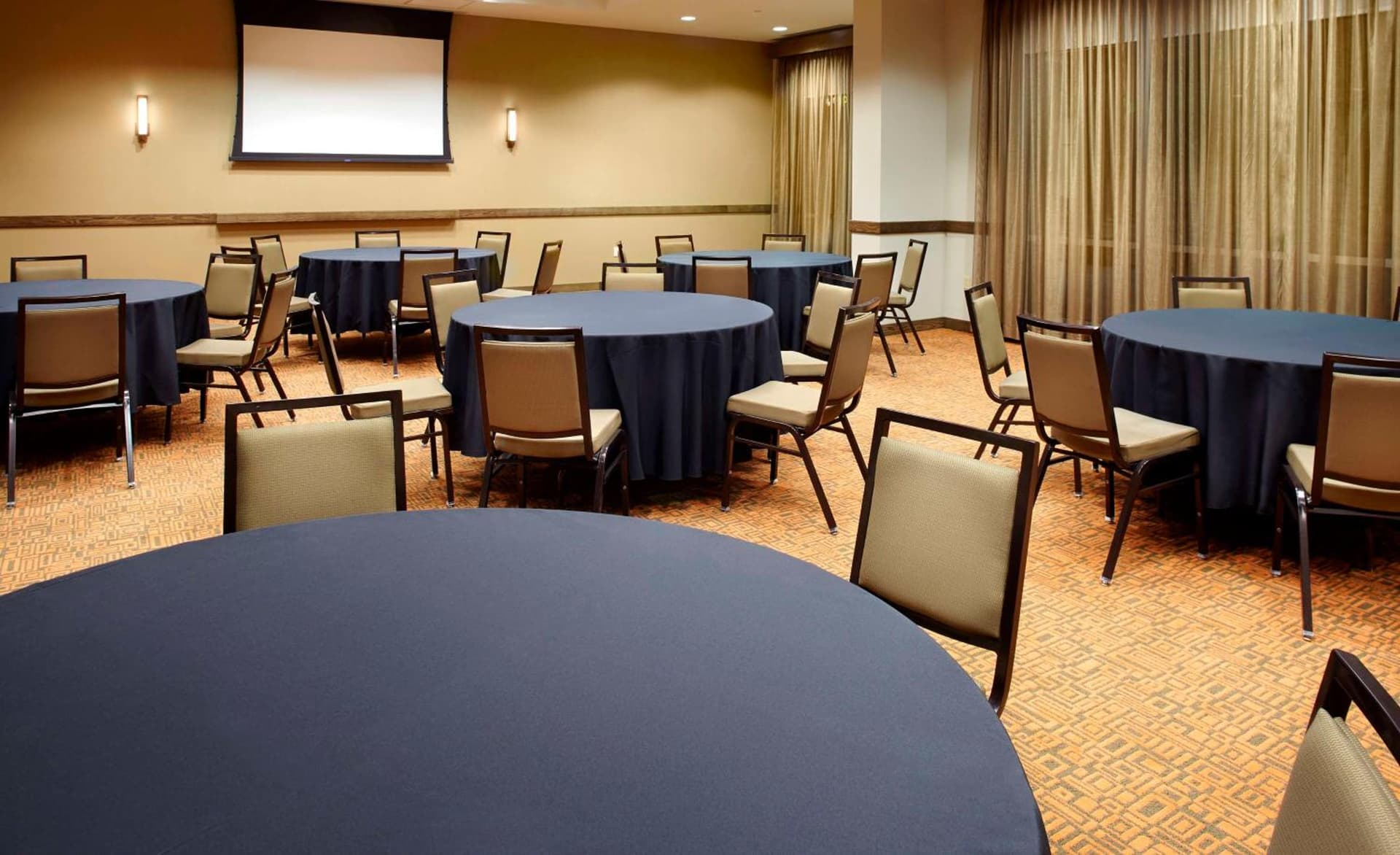 Hyatt House Denver Lakewood Belmar gallery photo in Lakewood, CO — image 58