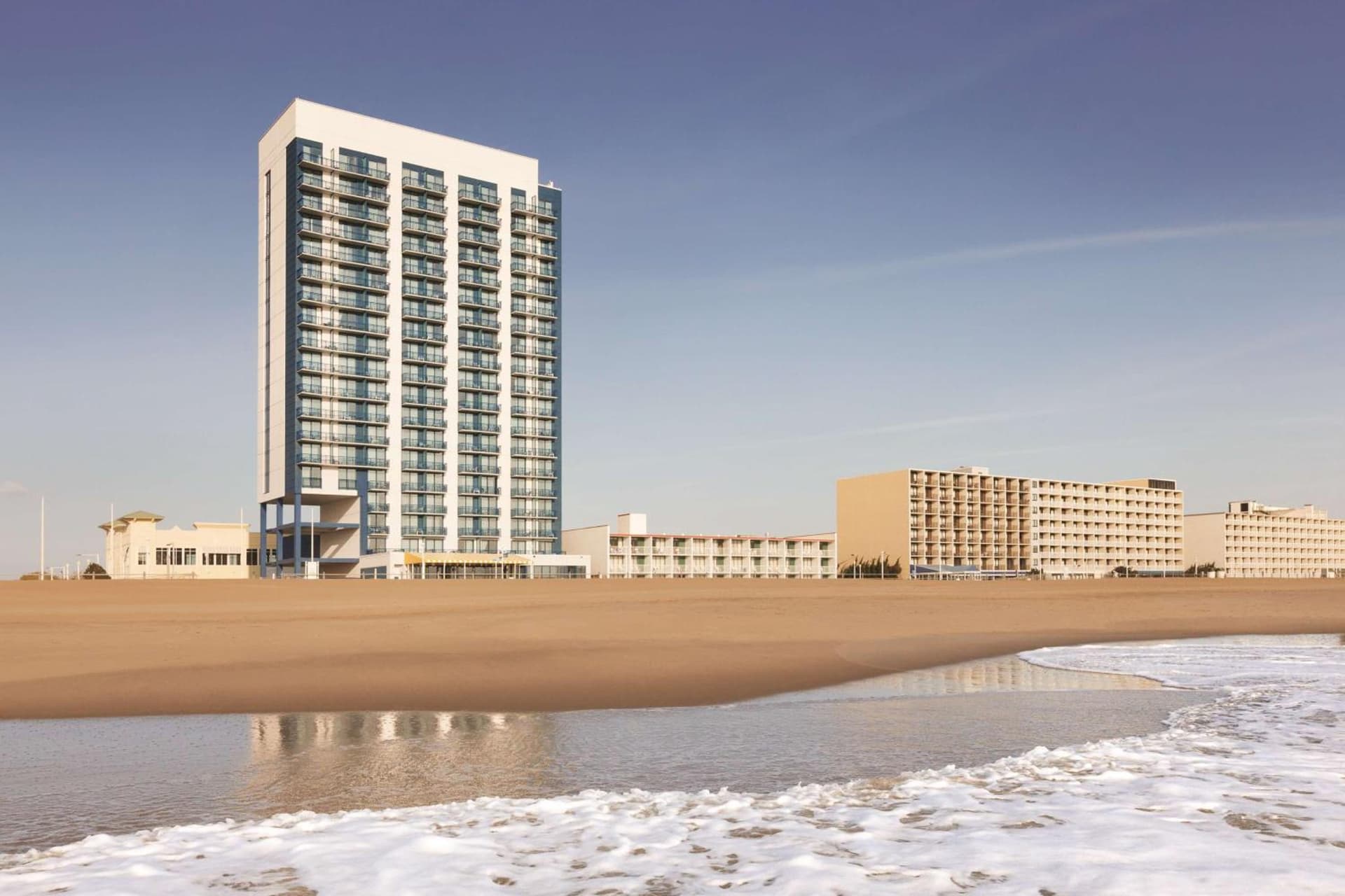 Hyatt House Virginia Beach / Oceanfront featured exterior or lobby in Virginia Beach, VA — similar hotel