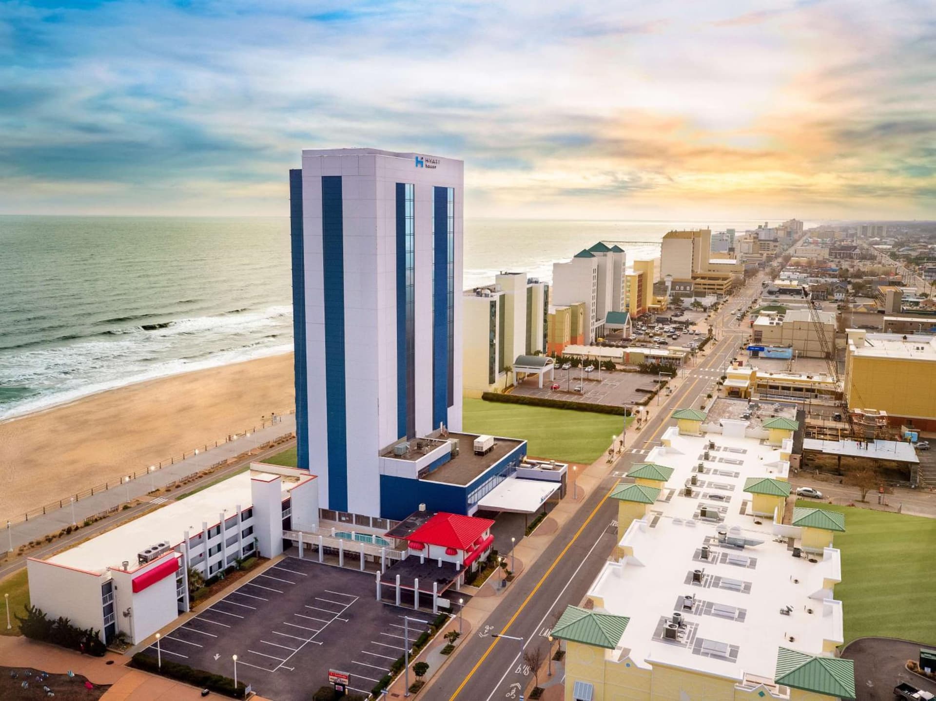 Hyatt House Virginia Beach / Oceanfront gallery photo in Virginia Beach, VA — image 12
