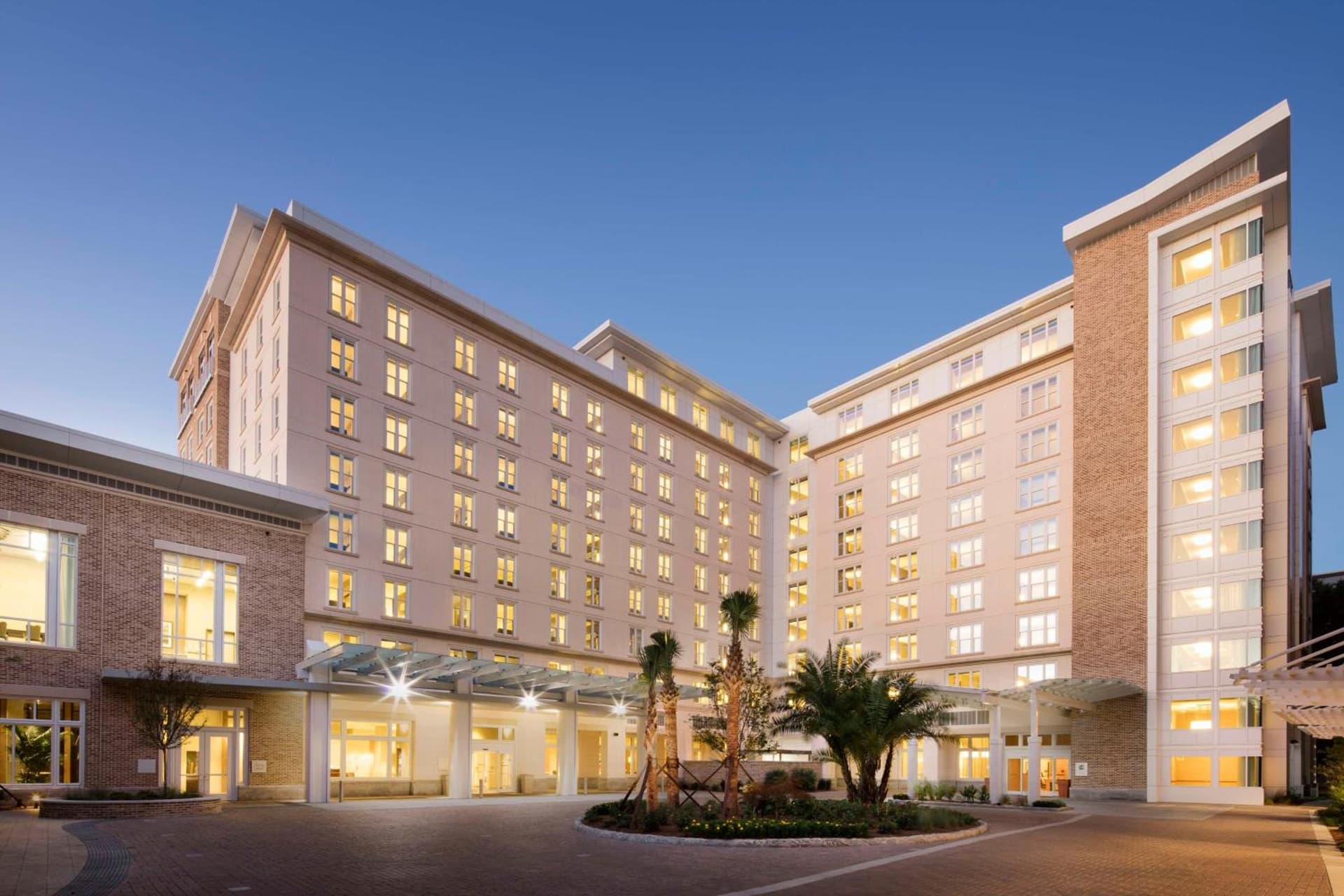 Hyatt House Charleston - Historic District — hotel in Charleston, South Carolina