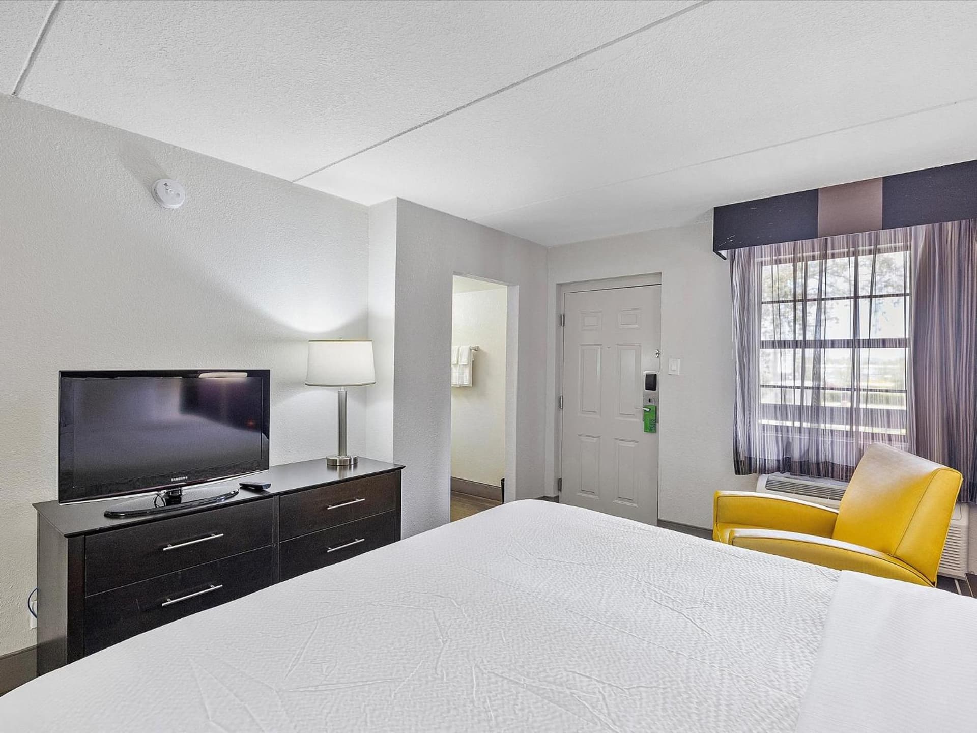 La Quinta Inn by Wyndham Miami Airport North gallery photo in Miami, FL — image 23