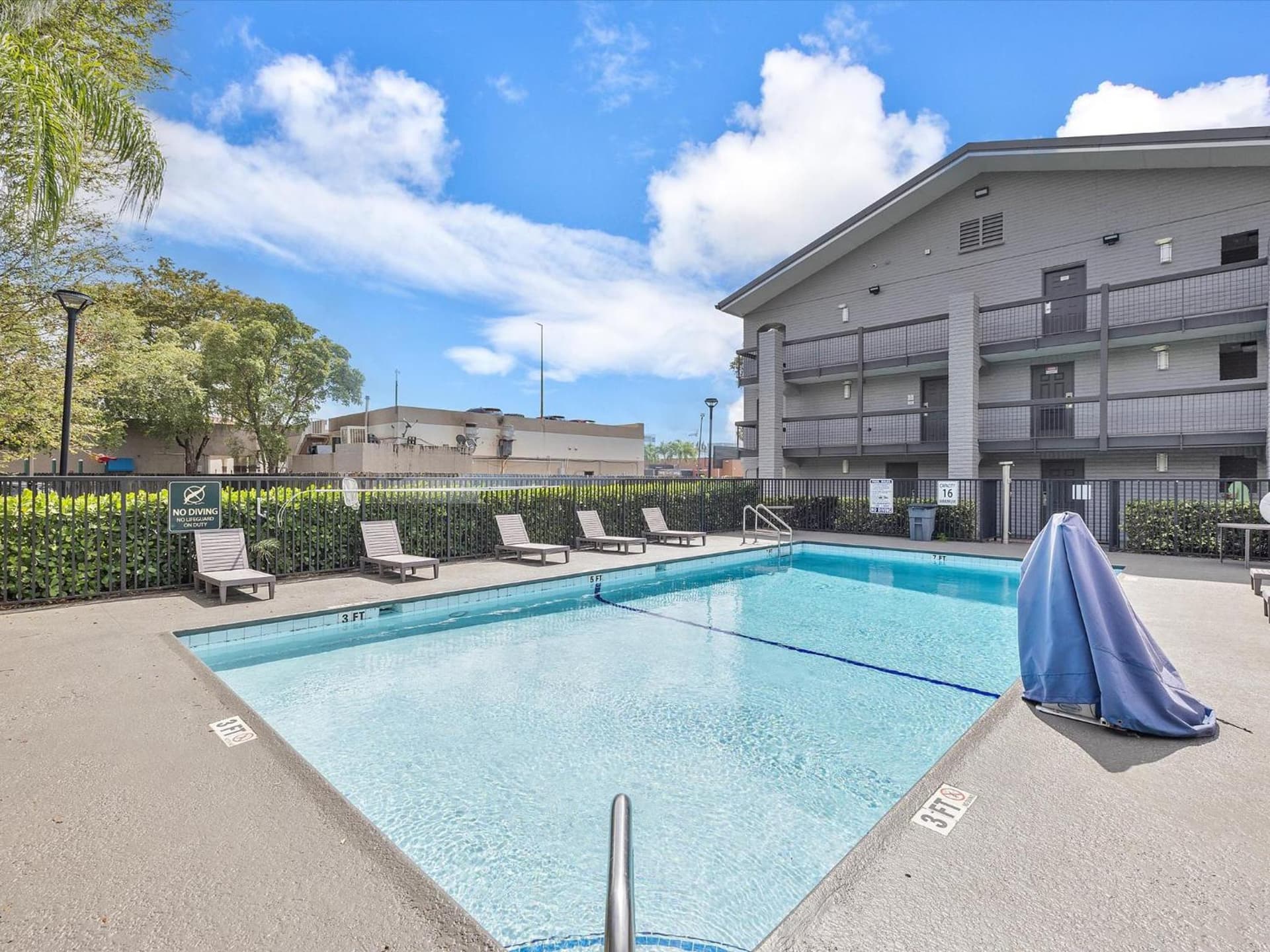 La Quinta Inn by Wyndham Miami Airport North gallery photo in Miami, FL — image 14