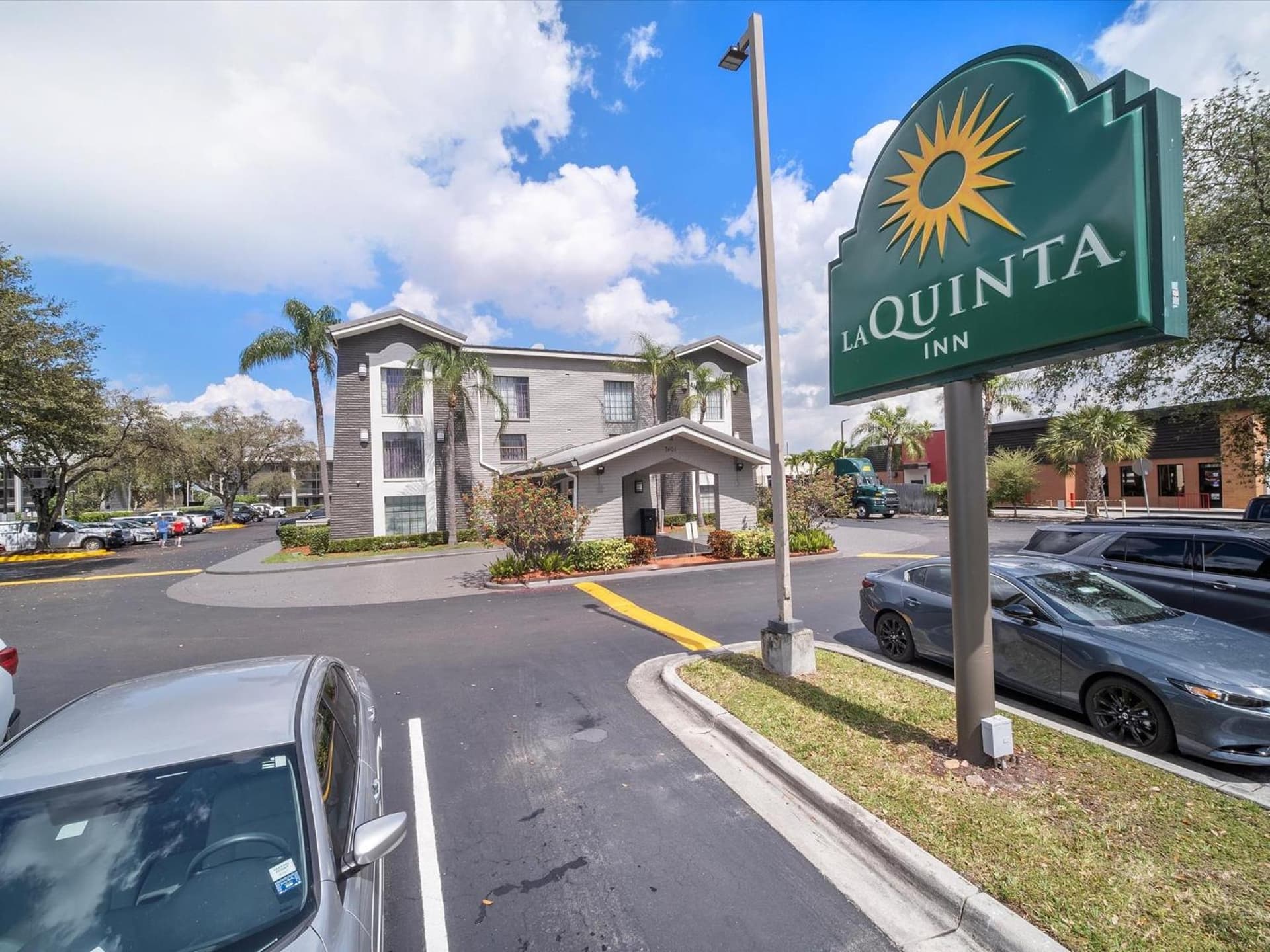 La Quinta Inn by Wyndham Miami Airport North gallery photo in Miami, FL — image 10