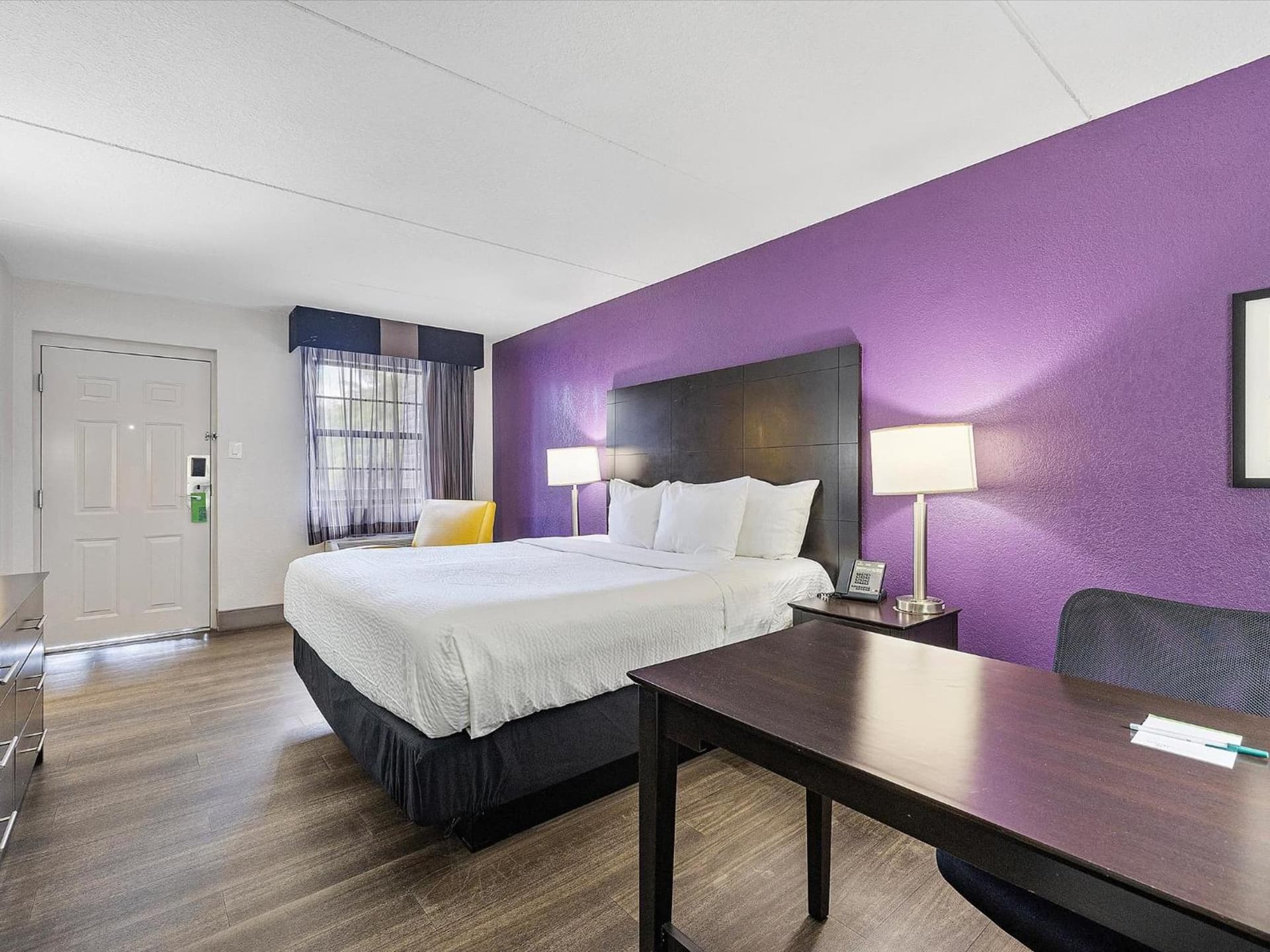 La Quinta Inn by Wyndham Miami Airport North gallery photo in Miami, FL — image 50