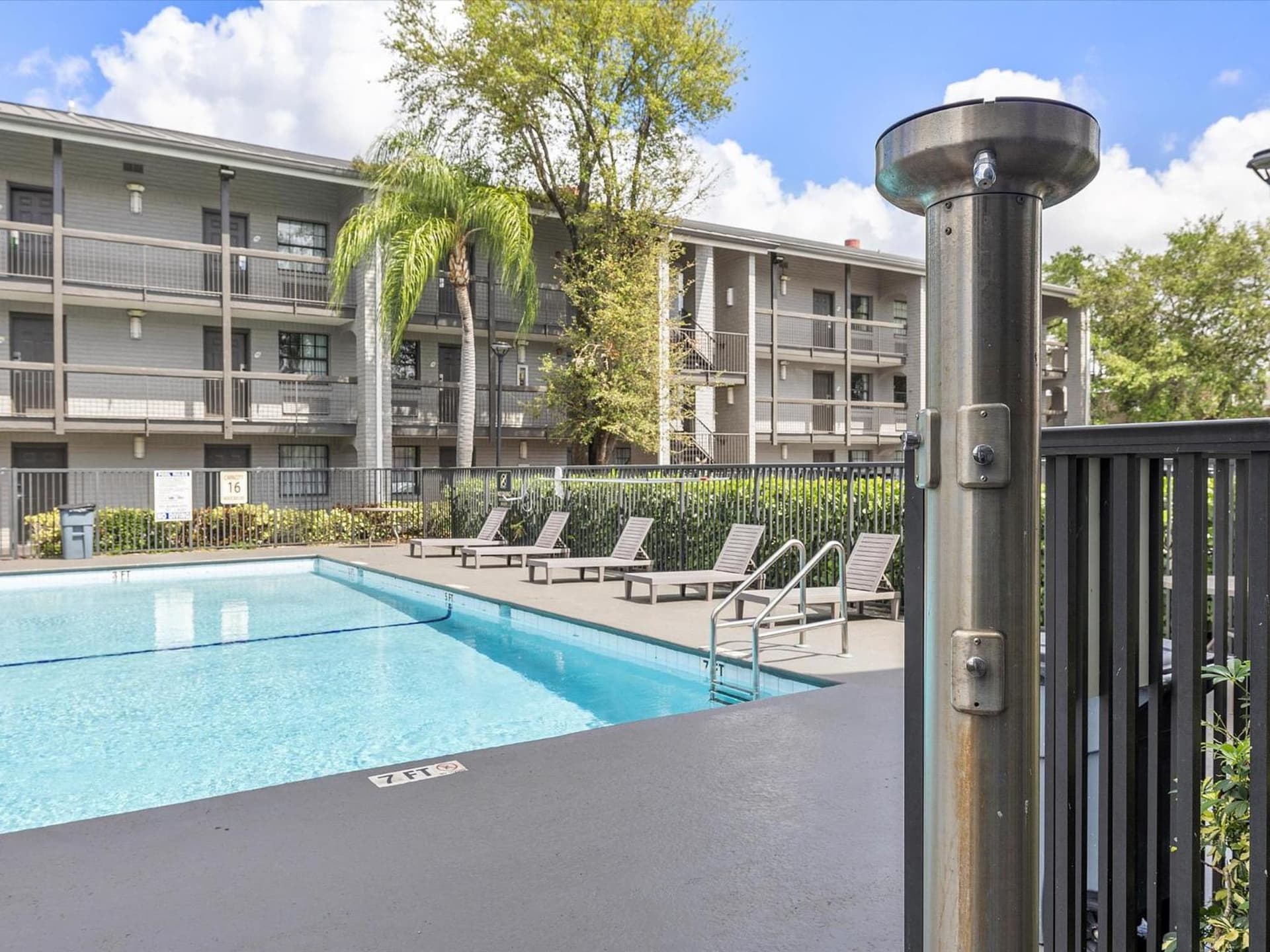 La Quinta Inn by Wyndham Miami Airport North gallery photo in Miami, FL — image 48