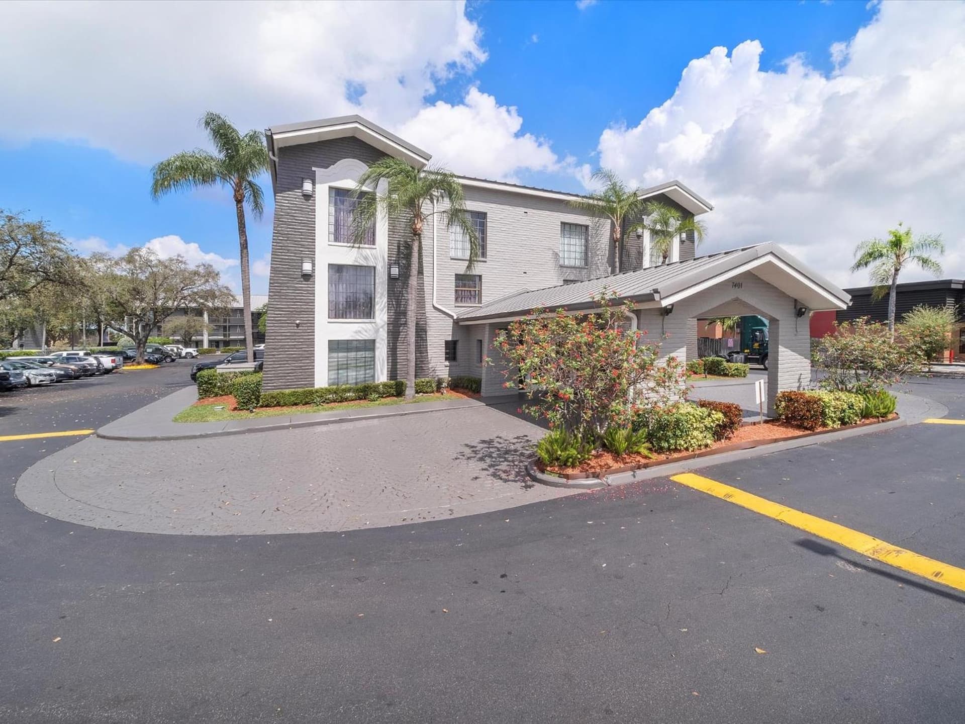 La Quinta Inn by Wyndham Miami Airport North gallery photo in Miami, FL — image 12