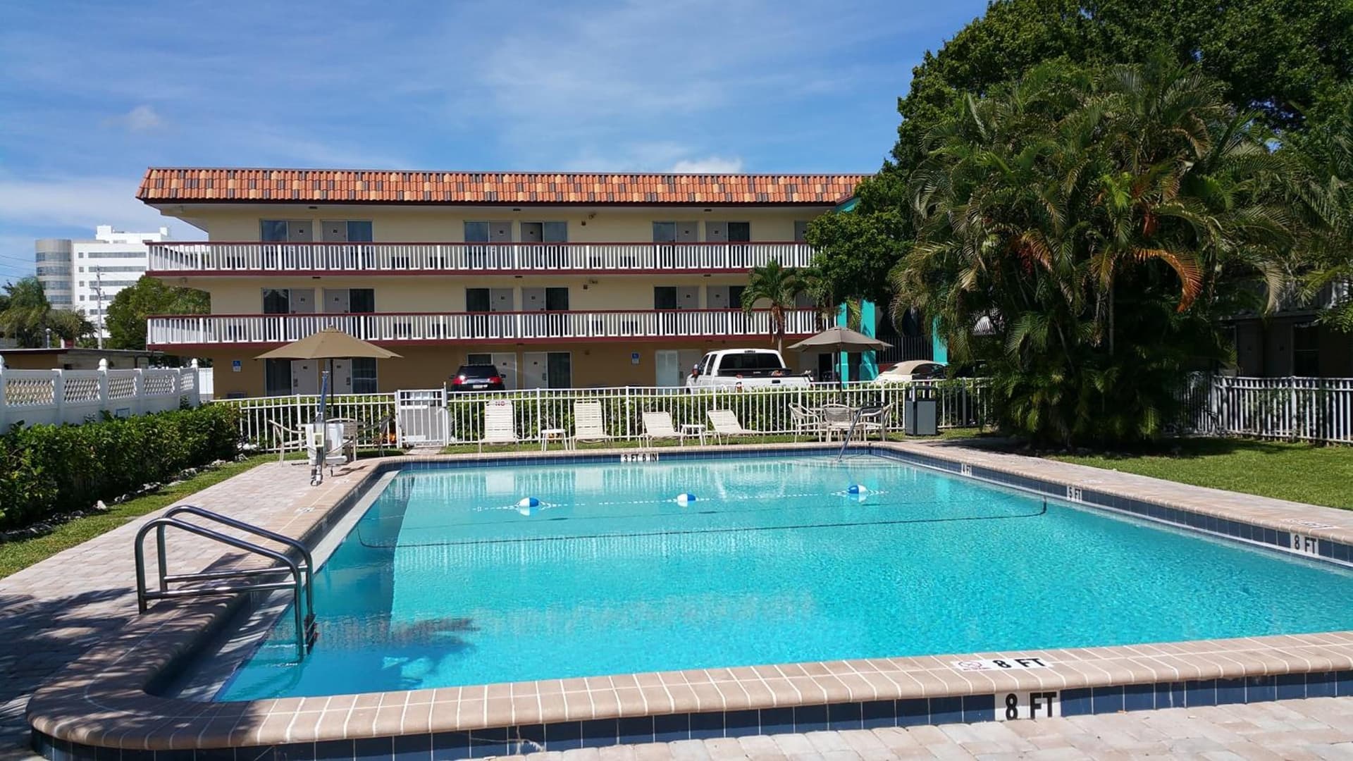 Baymont by Wyndham Sarasota interior in Sarasota, FL — gallery photo 2