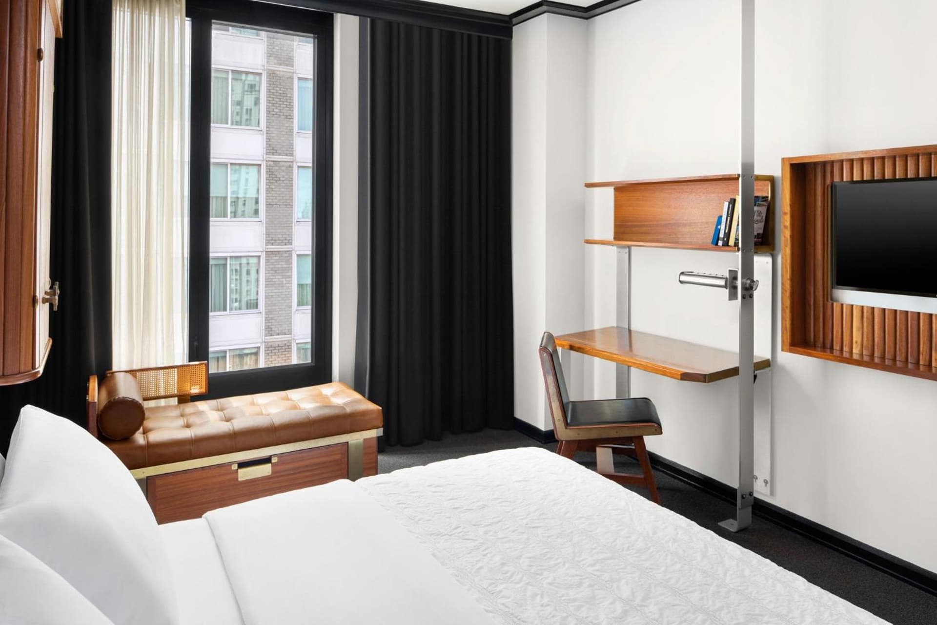 Le Meridien New York, Central Park interior in New York, NY — gallery photo 2