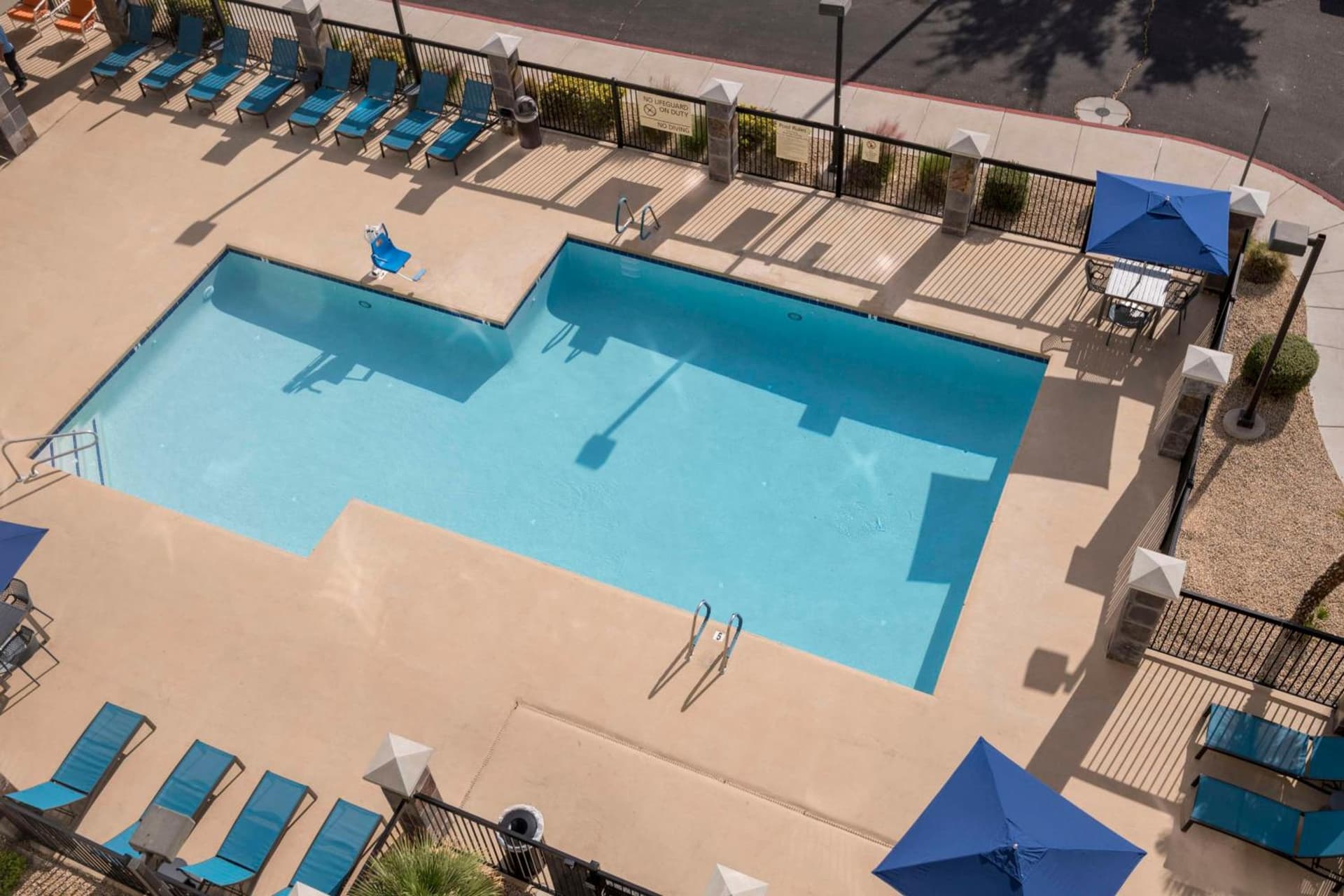 Hampton Inn & Suites Phoenix North/Happy Valley gallery photo in Phoenix, AZ — image 13