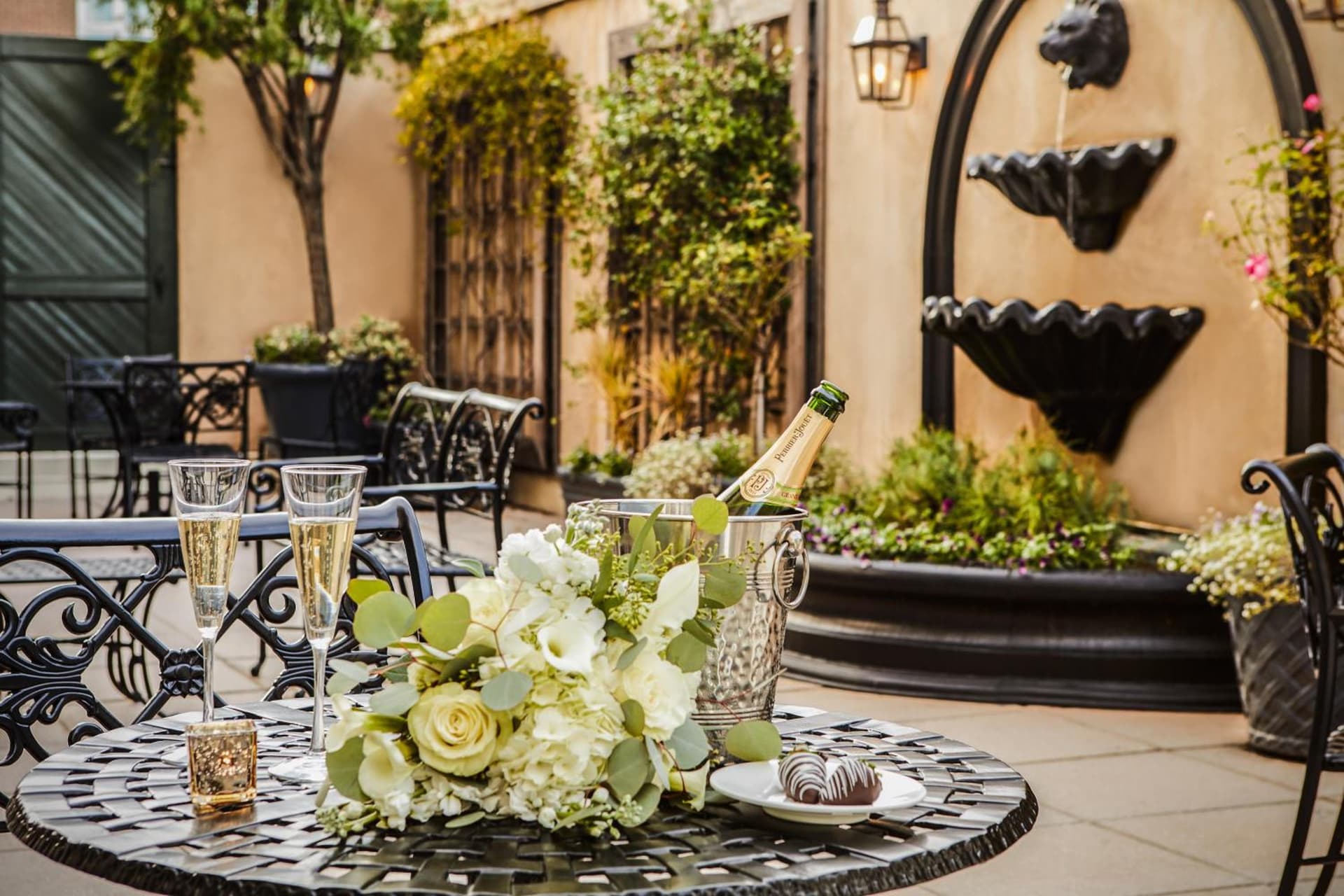 French Quarter Inn gallery photo in Charleston, SC — image 27