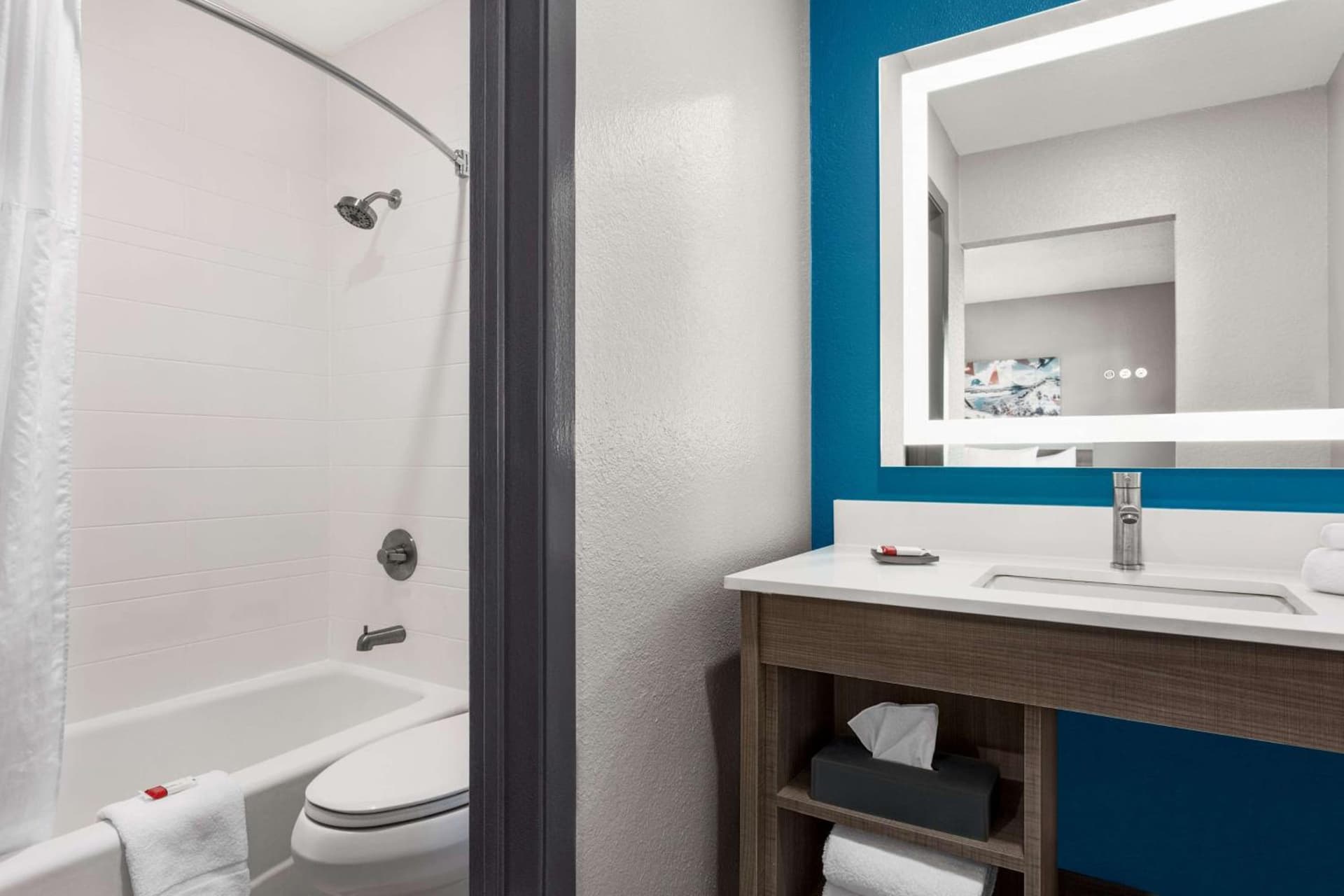 La Quinta Inn by Wyndham Temple gallery photo in Temple, TX — image 31