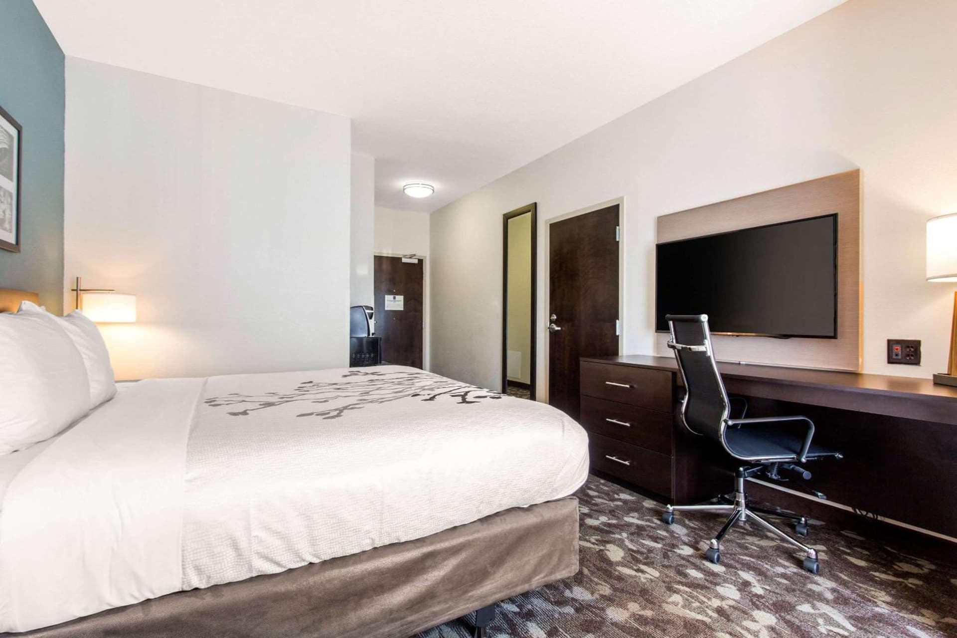 Sleep Inn & Suites Middletown - Goshen gallery photo in Middletown, NY — image 13