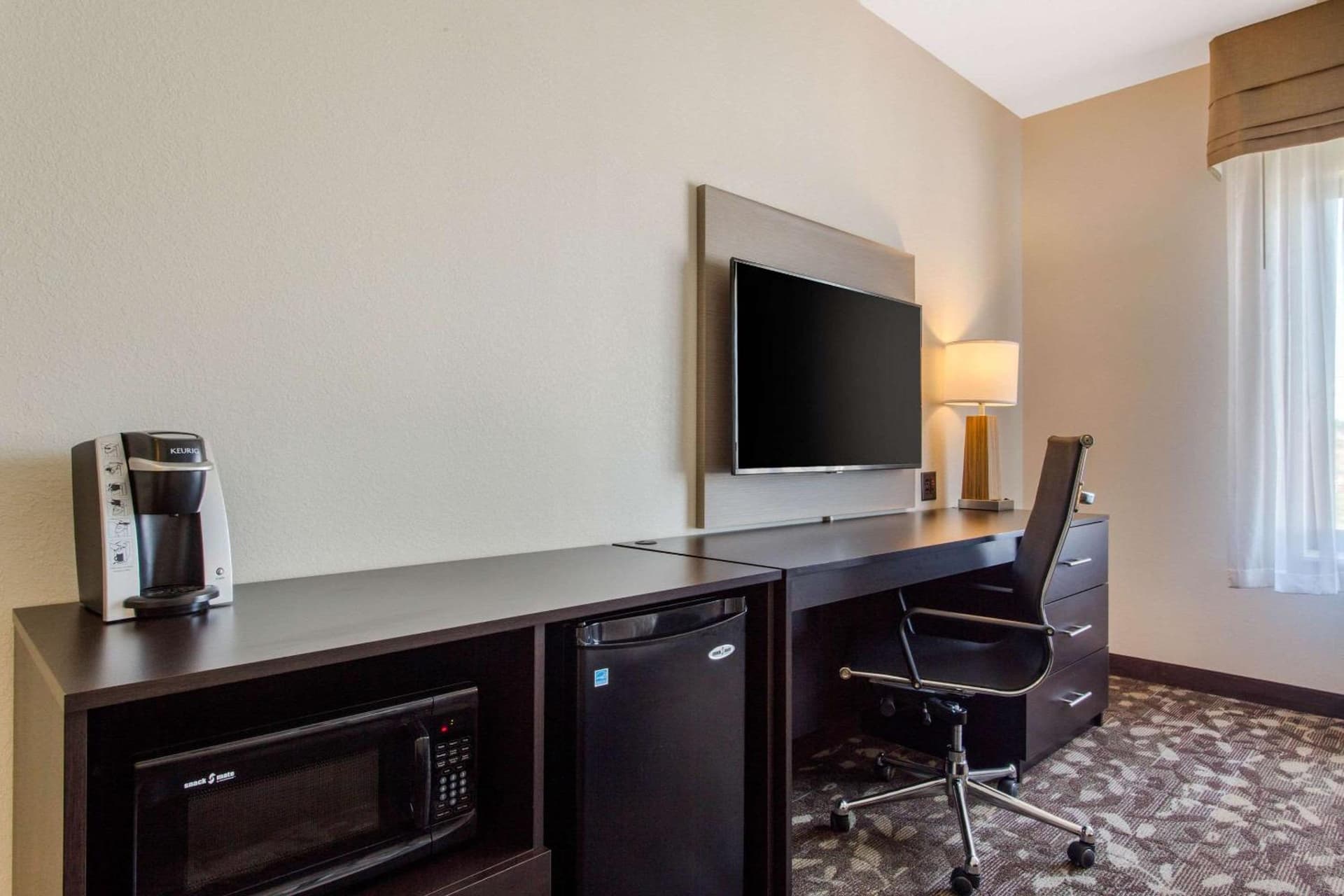 Sleep Inn & Suites Middletown - Goshen gallery photo in Middletown, NY — image 8