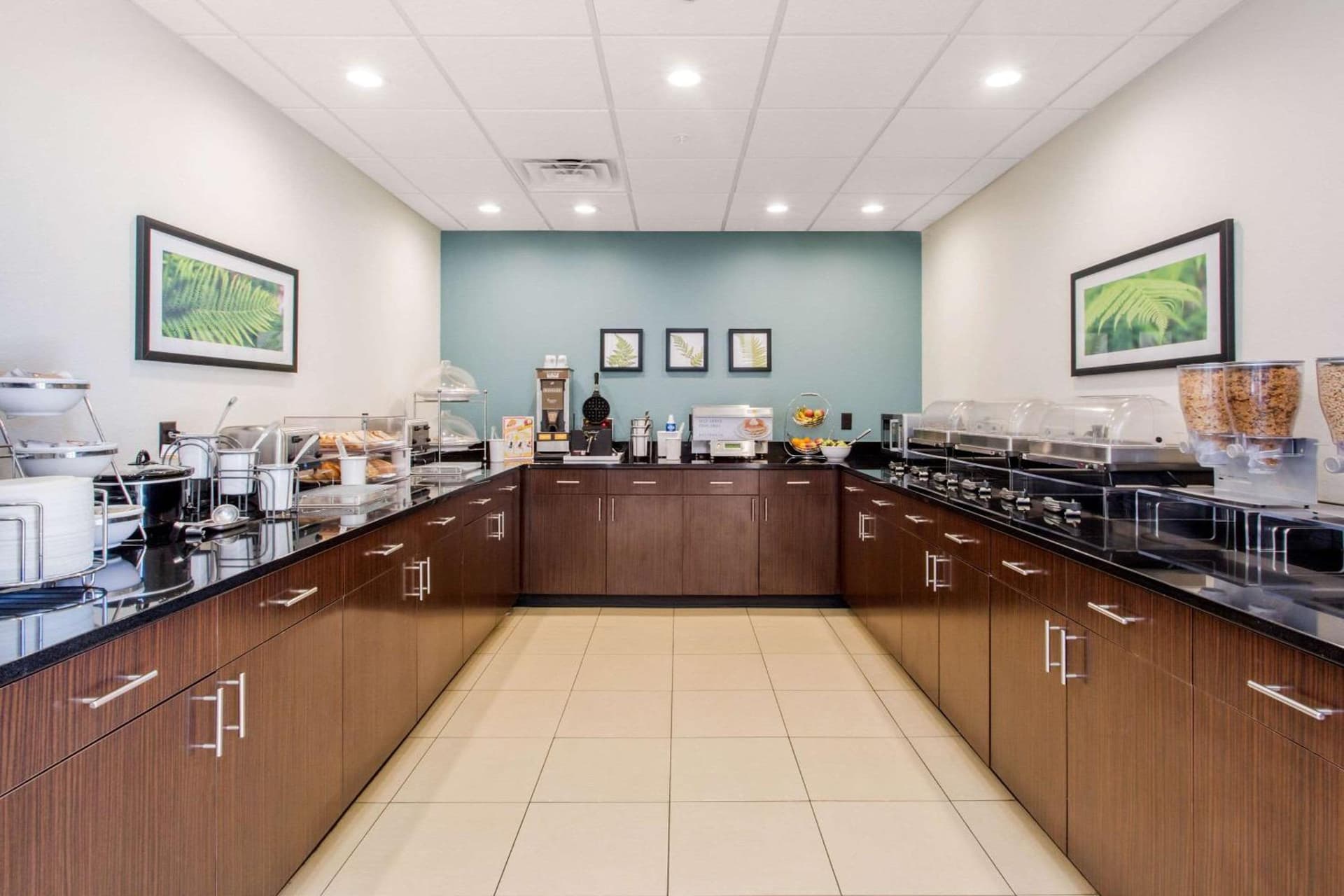 Sleep Inn & Suites Middletown - Goshen gallery photo in Middletown, NY — image 14